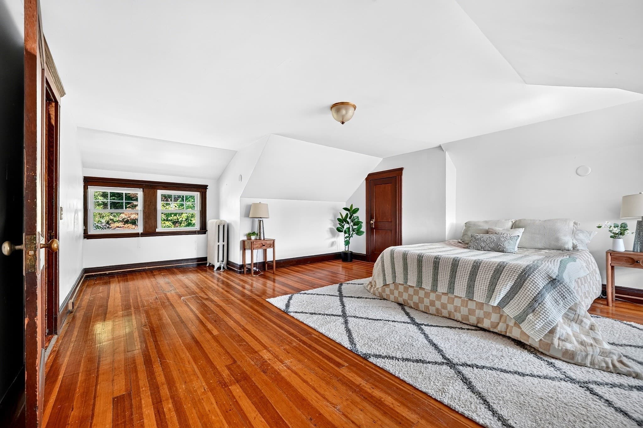 Single Family Residence at 127 Commonwealth Ave, Newton MA 02467, Newton, photo 26 of 38