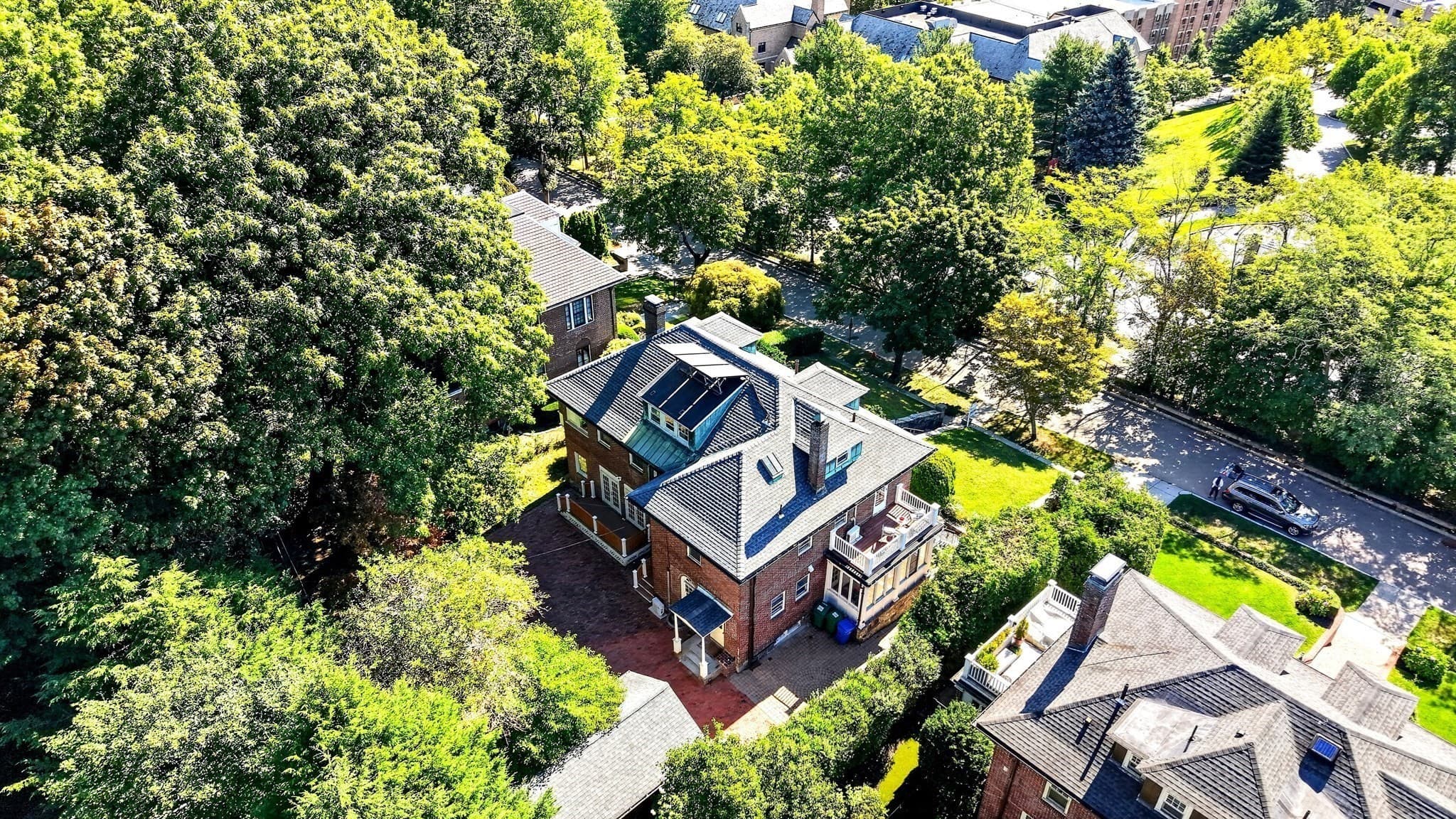 Single Family Residence at 127 Commonwealth Ave, Newton MA 02467, Newton, photo 36 of 38