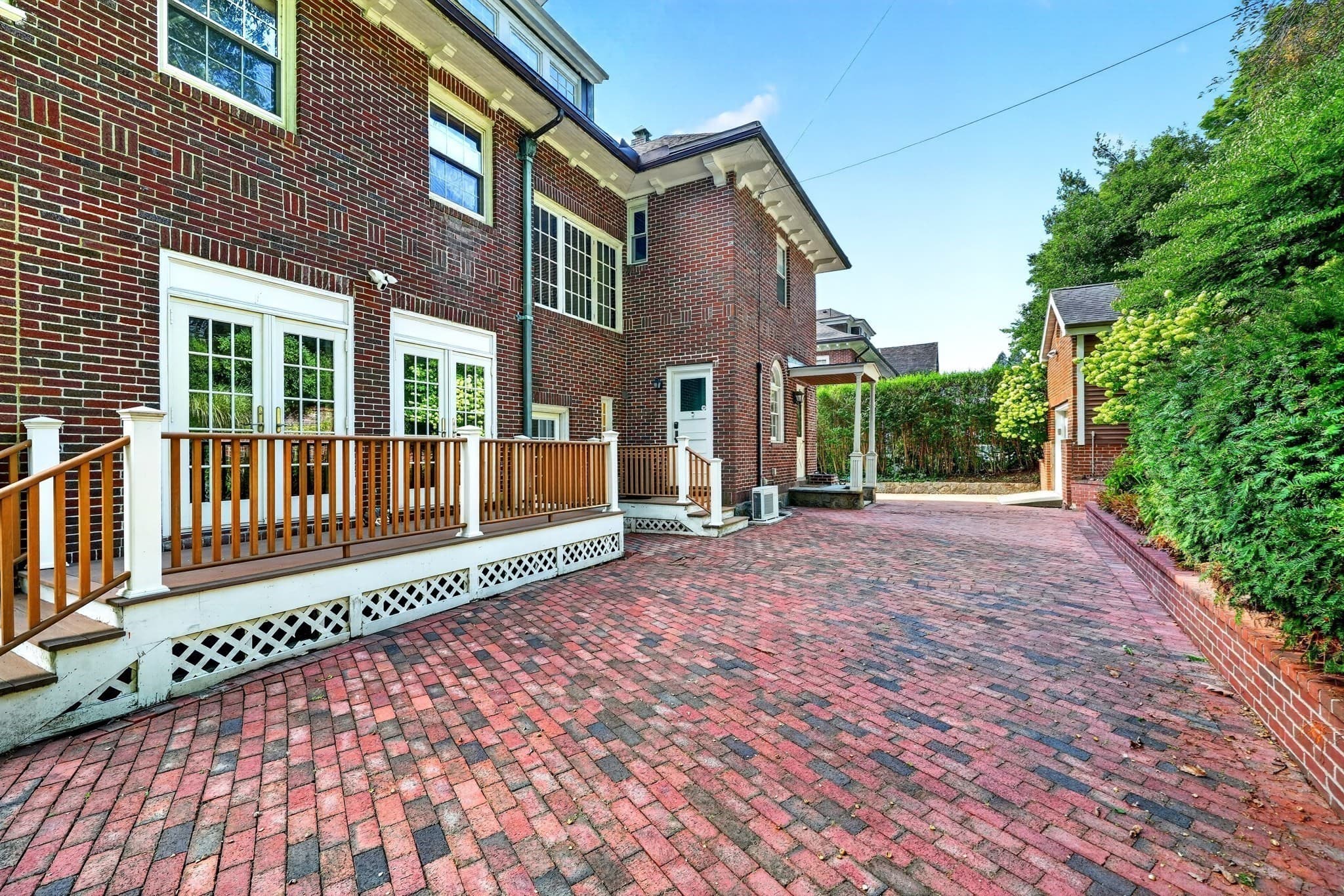 Single Family Residence at 127 Commonwealth Ave, Newton MA 02467, Newton, photo 32 of 38