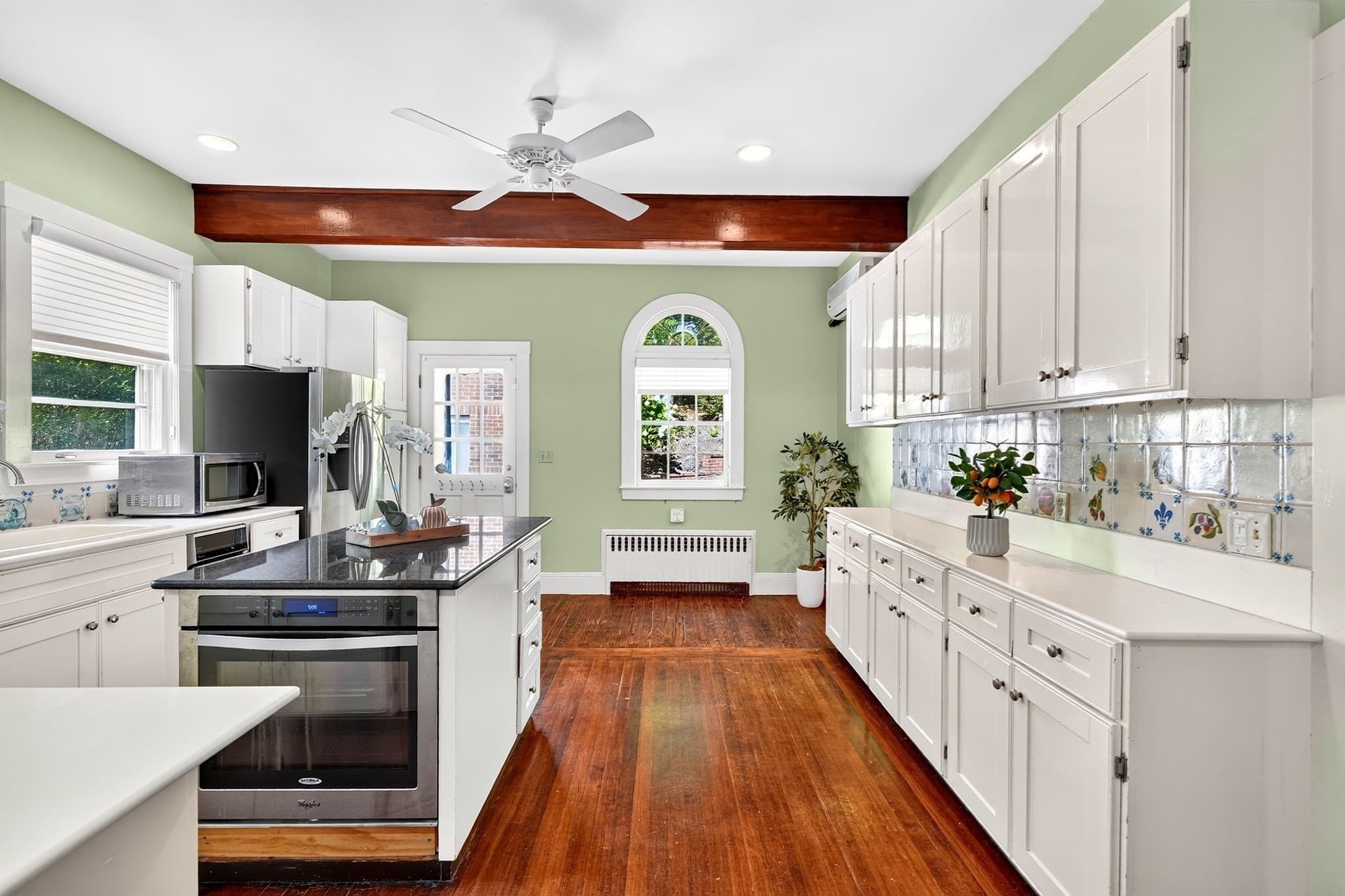 Single Family Residence at 127 Commonwealth Ave, Newton MA 02467, Newton, photo 10 of 38