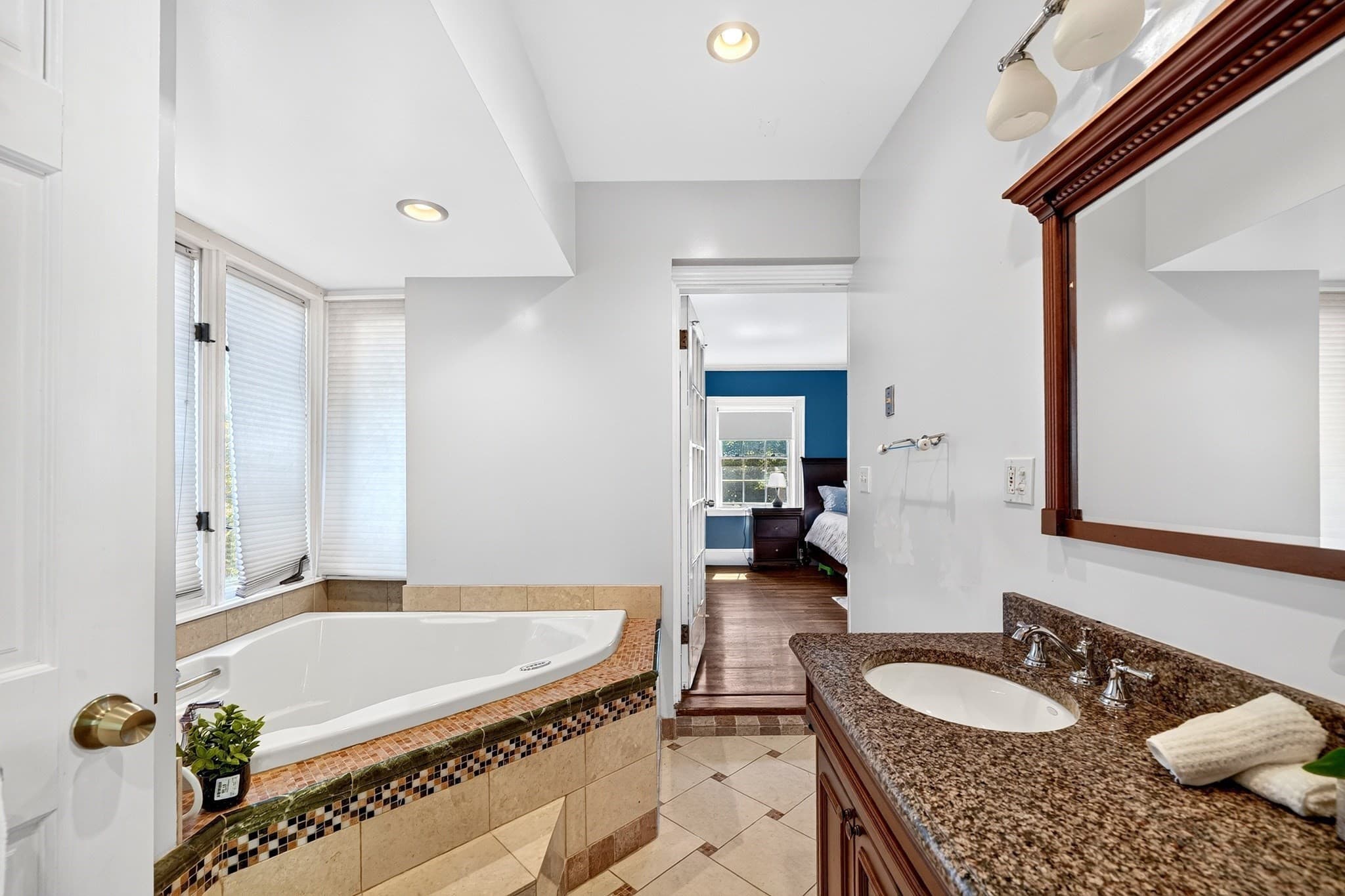 Single Family Residence at 127 Commonwealth Ave, Newton MA 02467, Newton, photo 19 of 38
