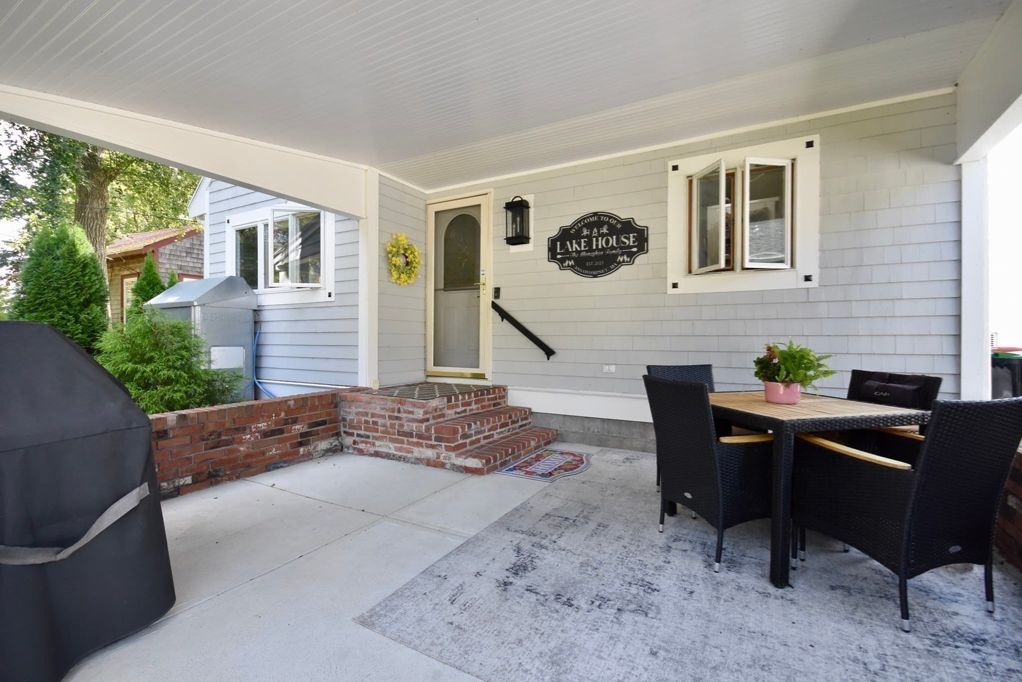Single Family Residence at 145 Staples Shore Rd, Lakeville MA 02347, Lakeville, photo 12 of 30