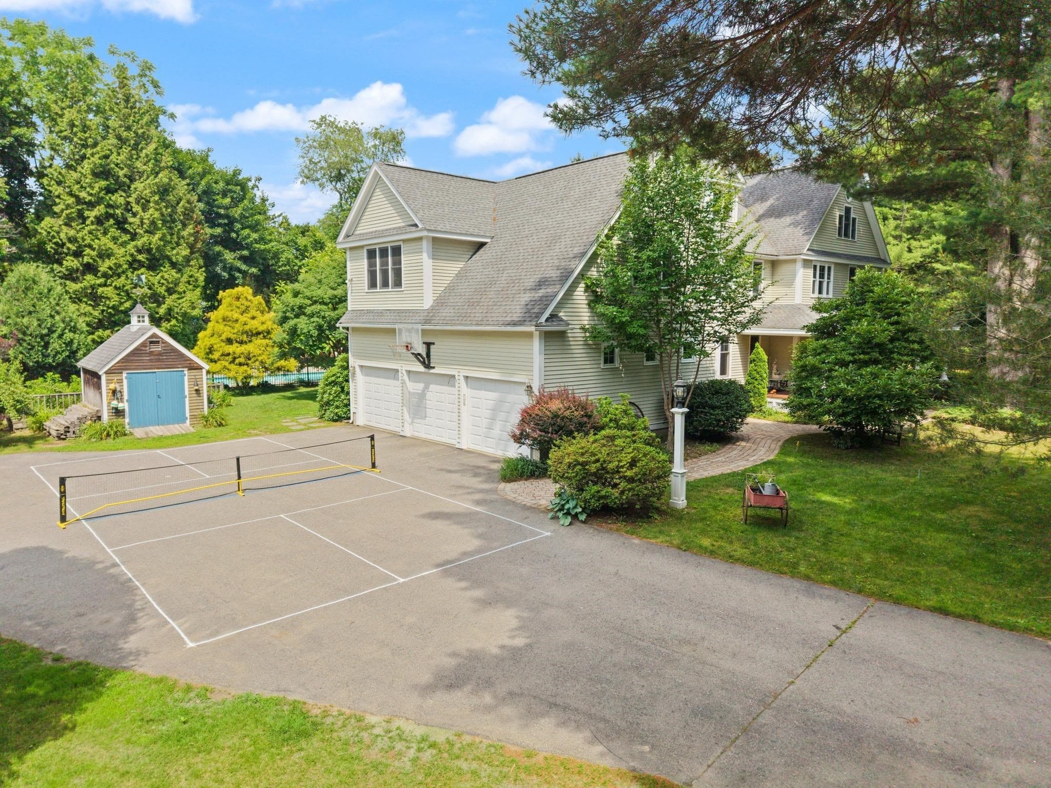 Single Family Residence at 12 Quaker Lady Ln, Sudbury MA 01776, Sudbury, photo 36 of 41