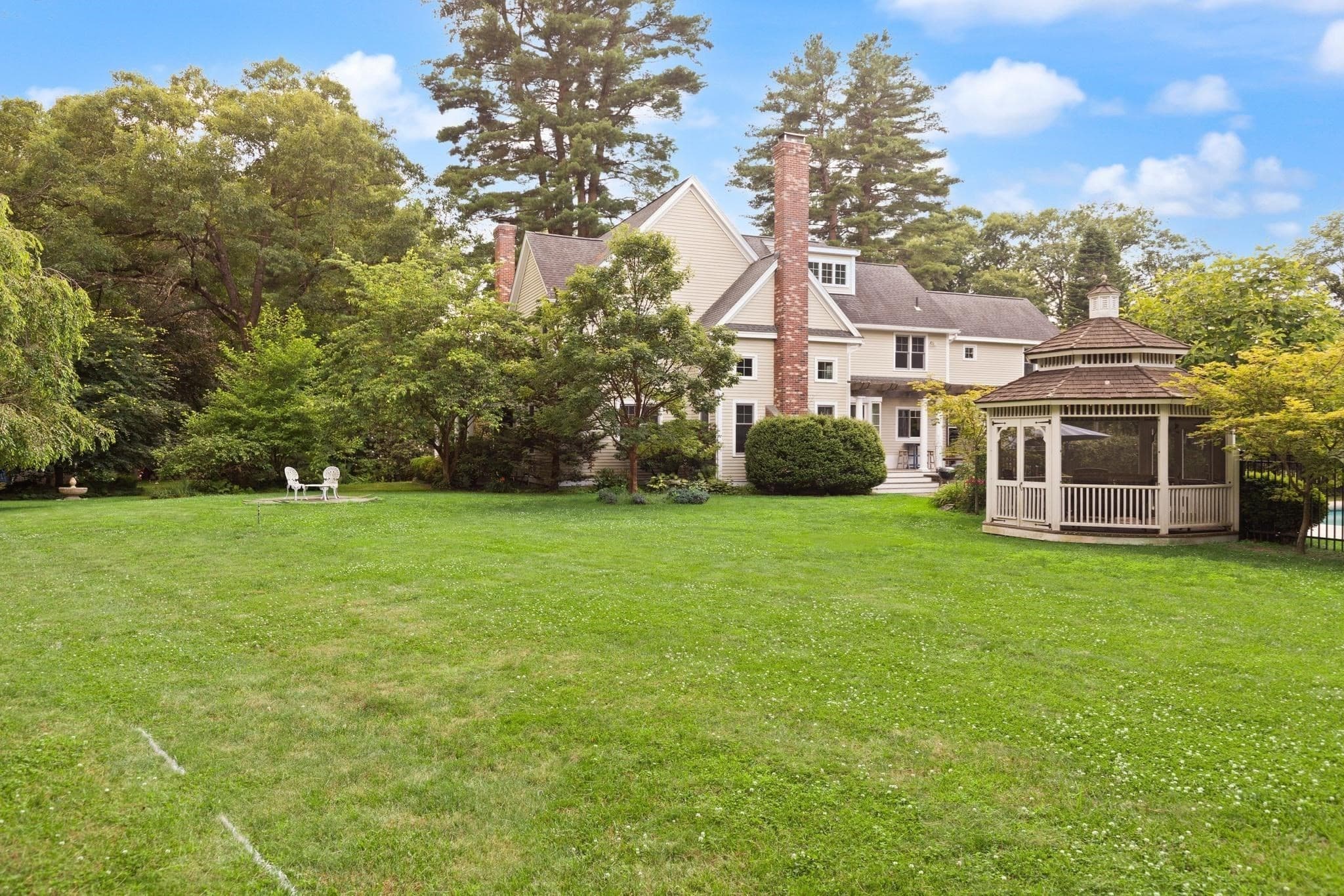 Single Family Residence at 12 Quaker Lady Ln, Sudbury MA 01776, Sudbury, photo 35 of 41