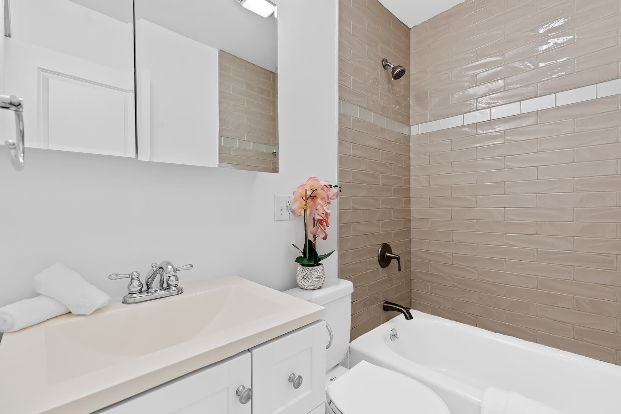 Condominium at 97 Fuller St # 4, Brookline MA 02446, Brookline, photo 12 of 28