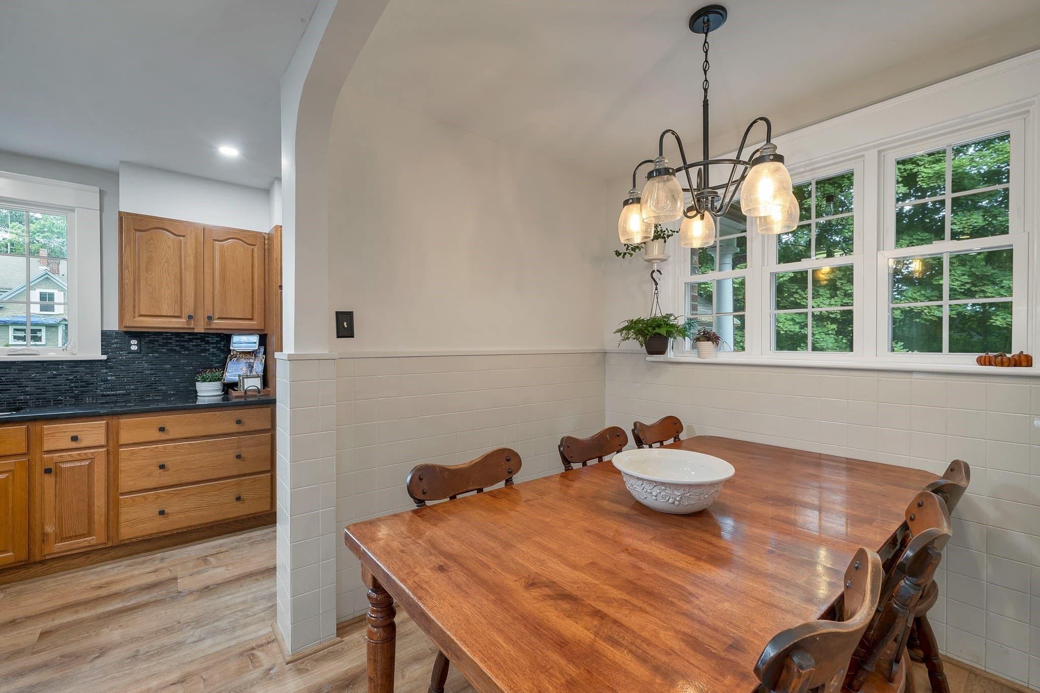 Single Family Residence at 5 Grant St, Chelmsford MA 01863, Chelmsford, photo 6 of 41