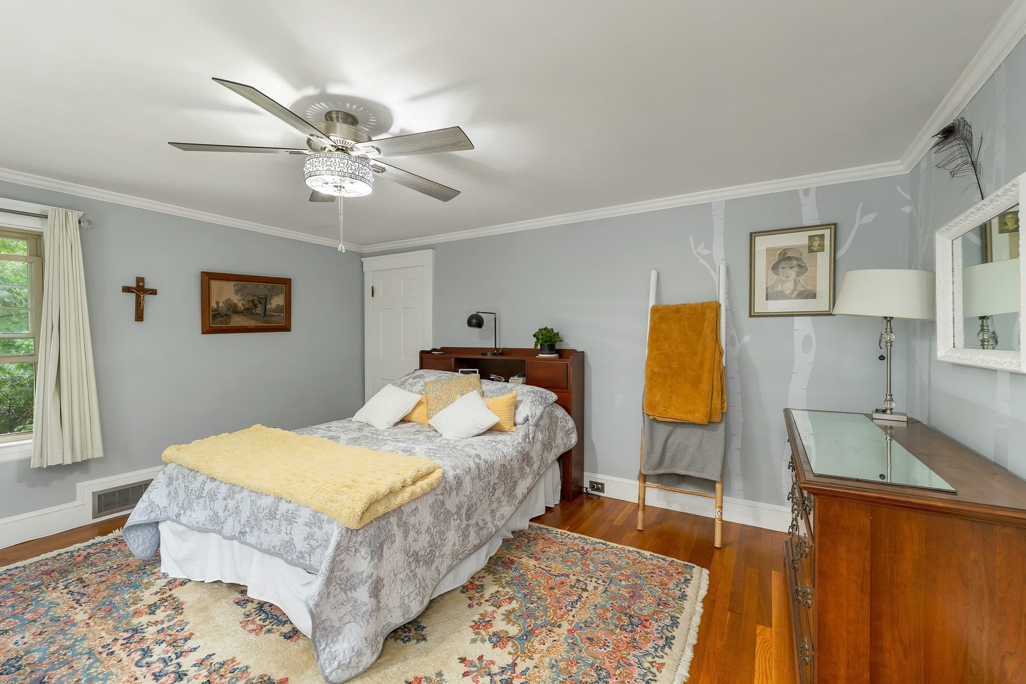 Single Family Residence at 5 Grant St, Chelmsford MA 01863, Chelmsford, photo 17 of 41