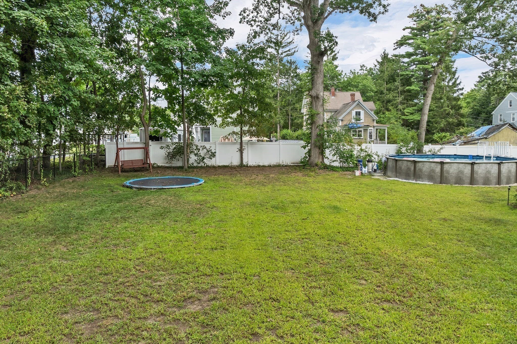 Single Family Residence at 5 Grant St, Chelmsford MA 01863, Chelmsford, photo 32 of 41