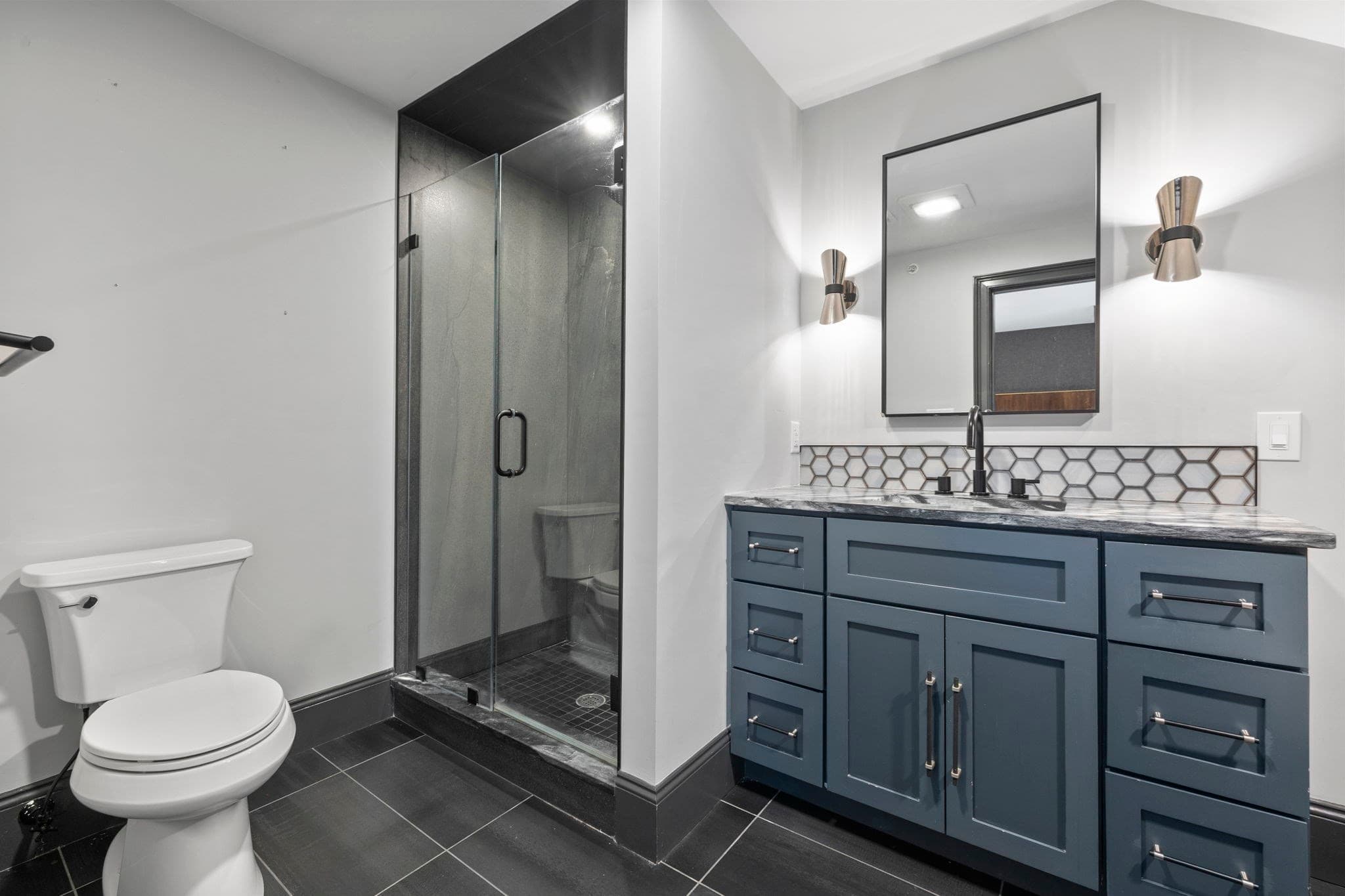 Condominium at 580 E 2nd St # 6, Boston MA 02127, Boston, photo 17 of 23