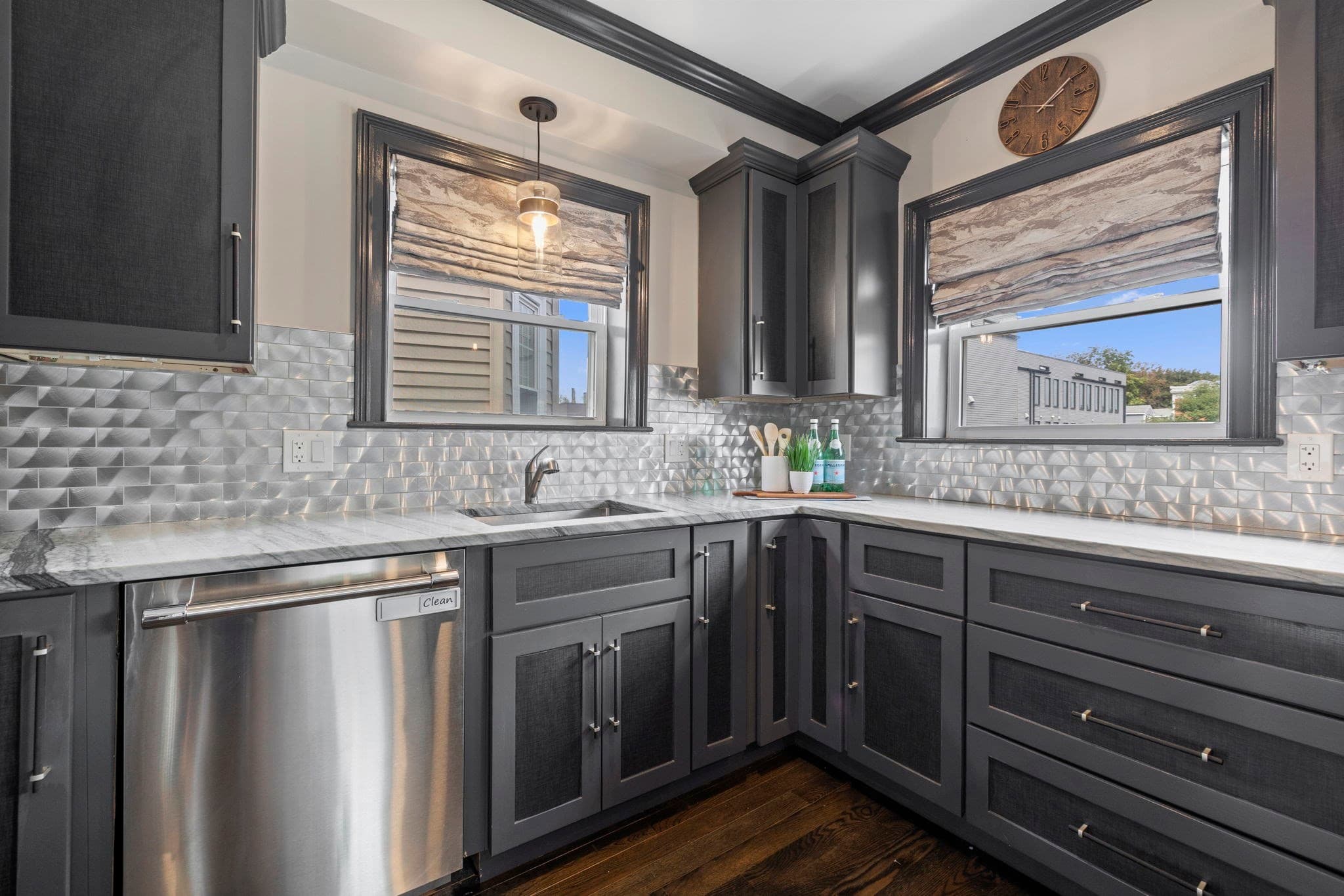 Condominium at 580 E 2nd St # 6, Boston MA 02127, Boston, photo 9 of 23