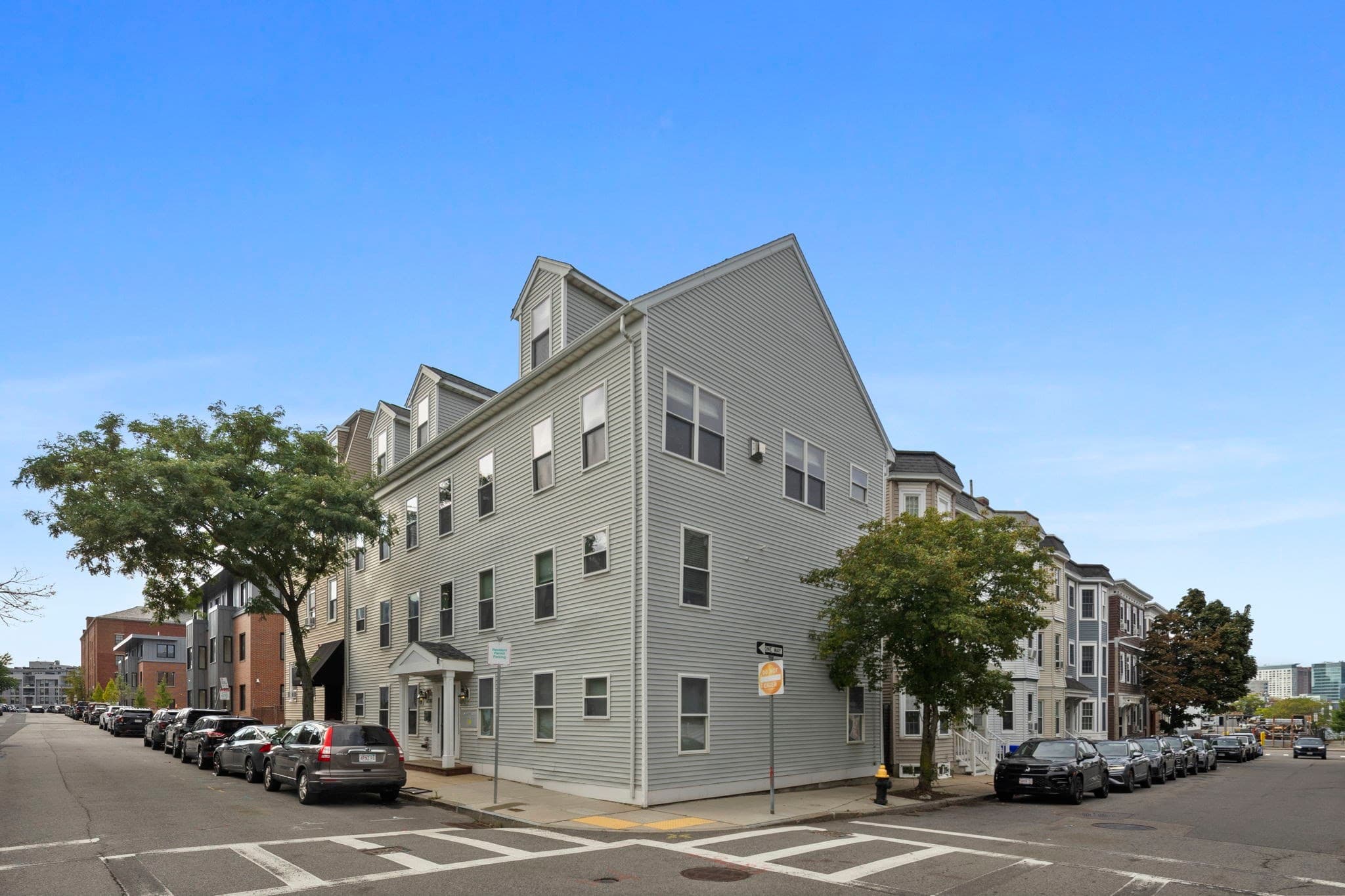 Condominium at 580 E 2nd St # 6, Boston MA 02127, Boston, photo 21 of 23