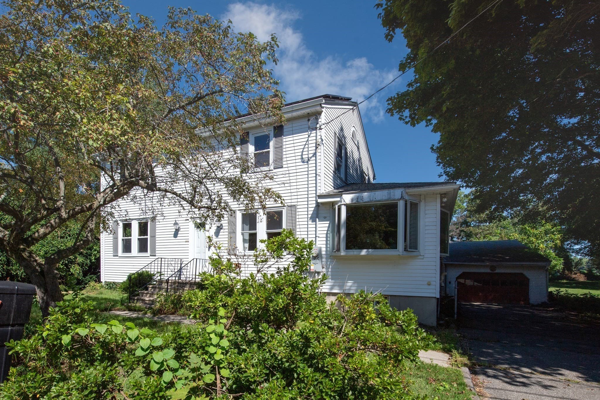 Single Family Residence at 37 Riverdale Ave, Haverhill MA 01835, Haverhill, photo 2 of 33