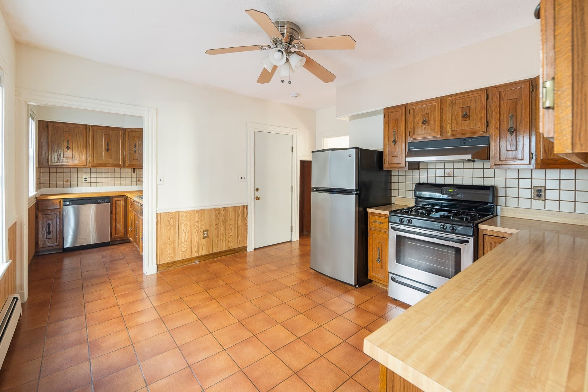 Multi Family at 76 Orchard, Cambridge MA 02140, Cambridge, photo 33 of 40