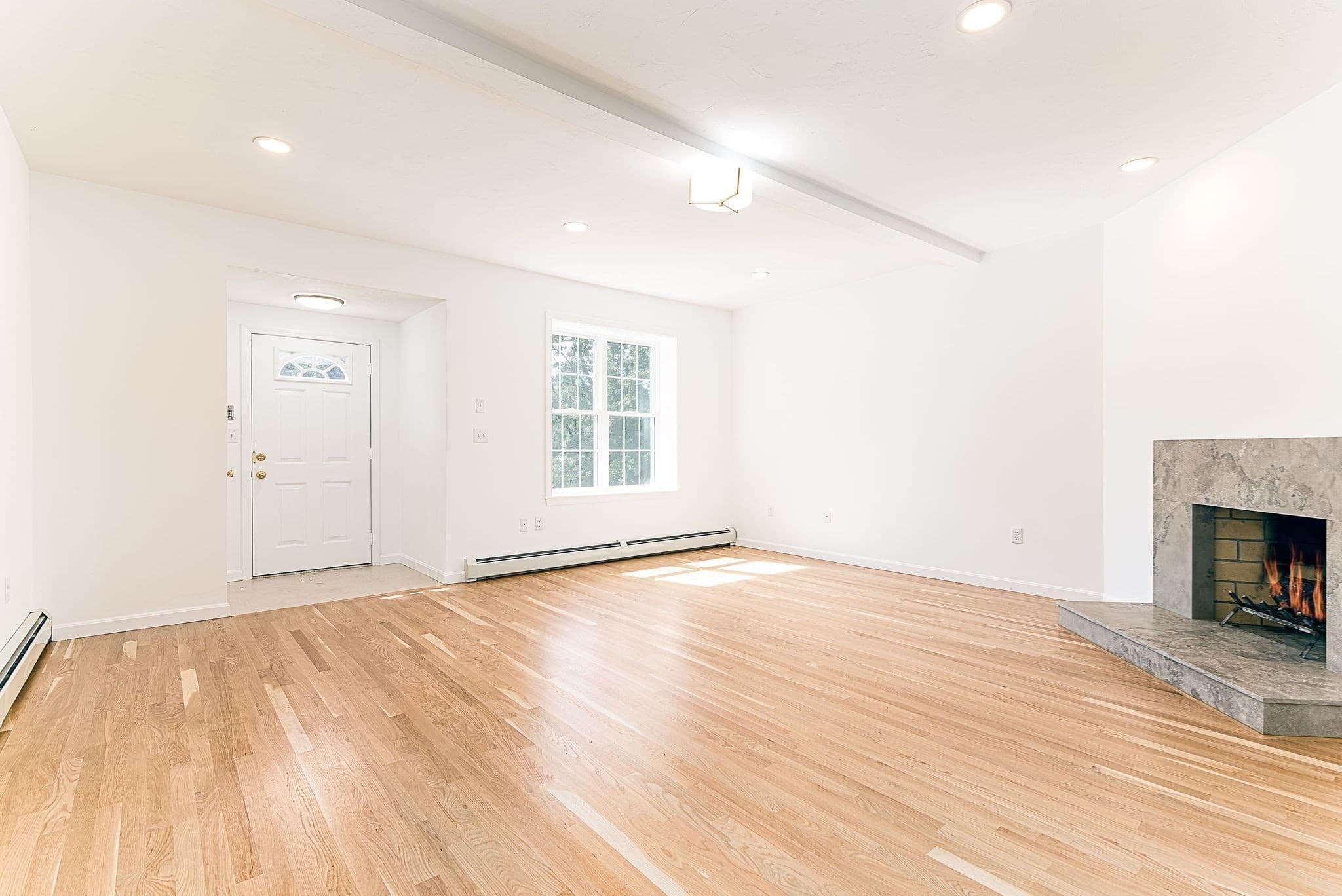 Condominium at 29 Oak Knoll Dr. # 29, North Attleboro MA 02760, North Attleboro, photo 6 of 40