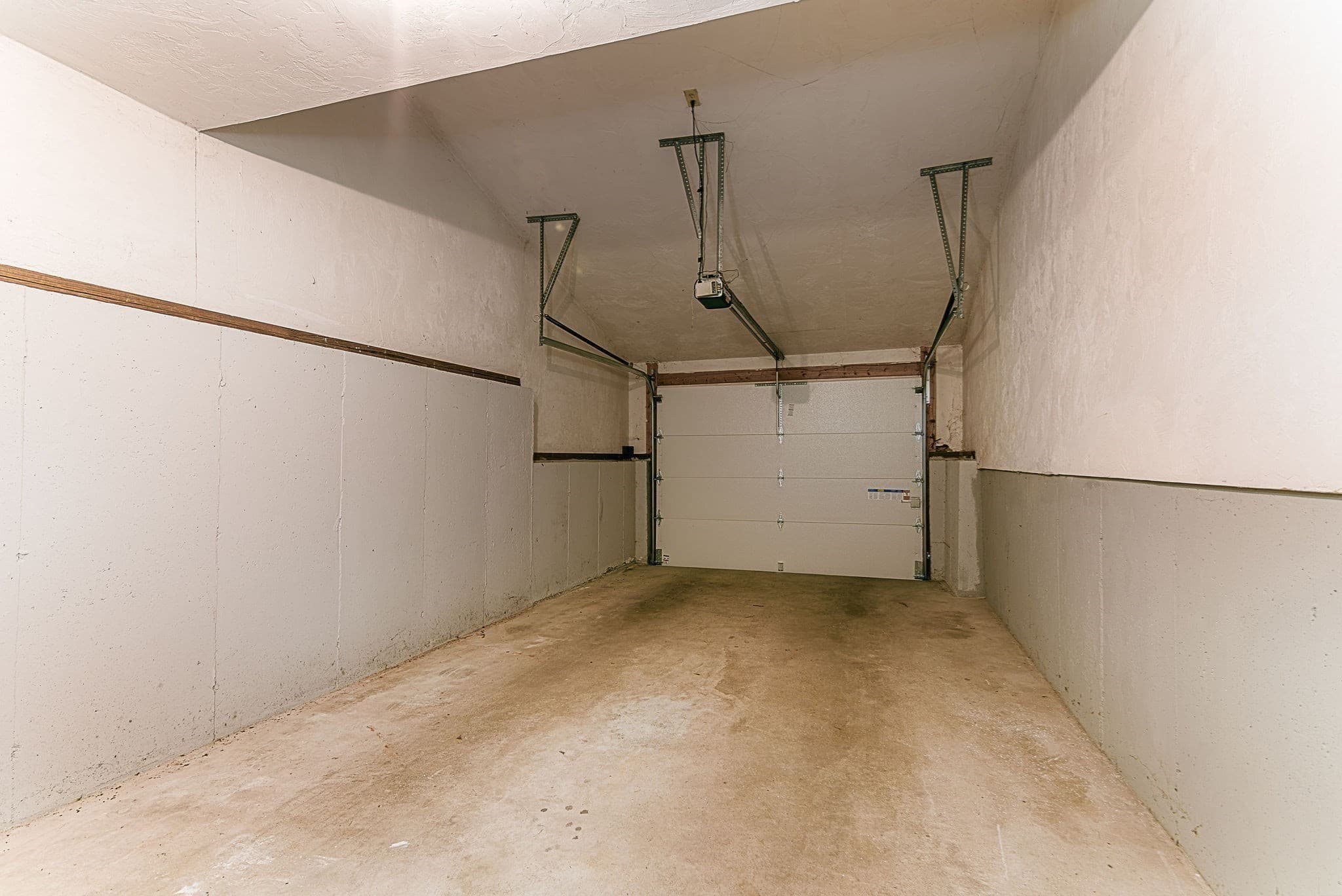 Condominium at 29 Oak Knoll Dr. # 29, North Attleboro MA 02760, North Attleboro, photo 37 of 40