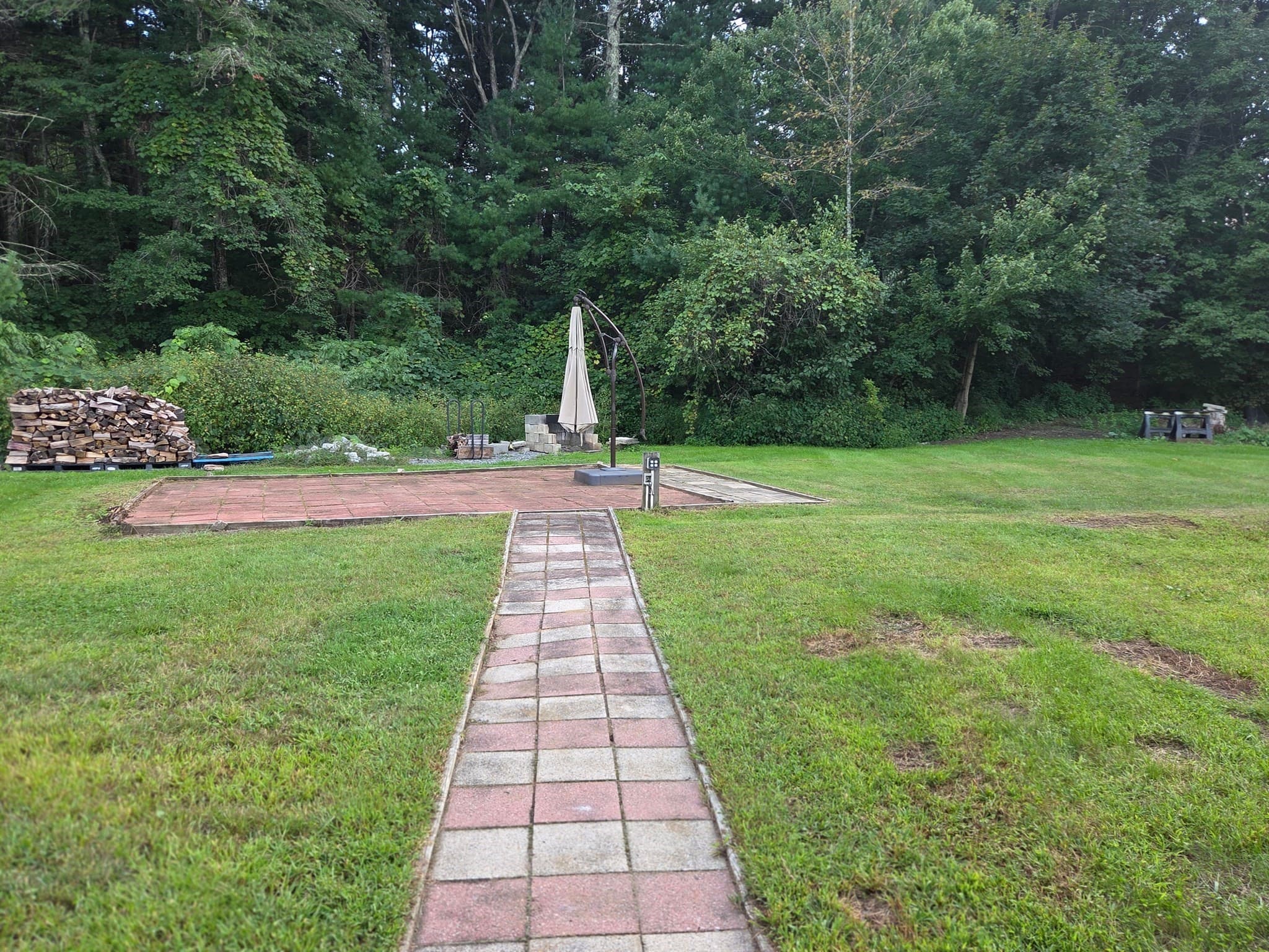 Single Family Residence at 403 Millville Rd, Uxbridge MA 01569, Uxbridge, photo 6 of 33