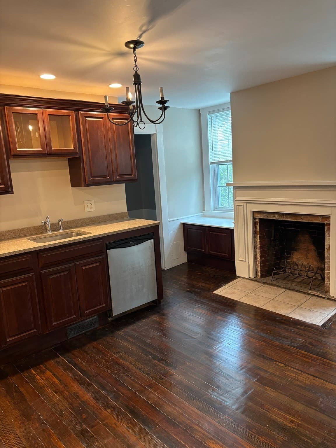 Condominium at 29 Andrew Street # 2, Salem MA 01970, Salem, photo 2 of 22