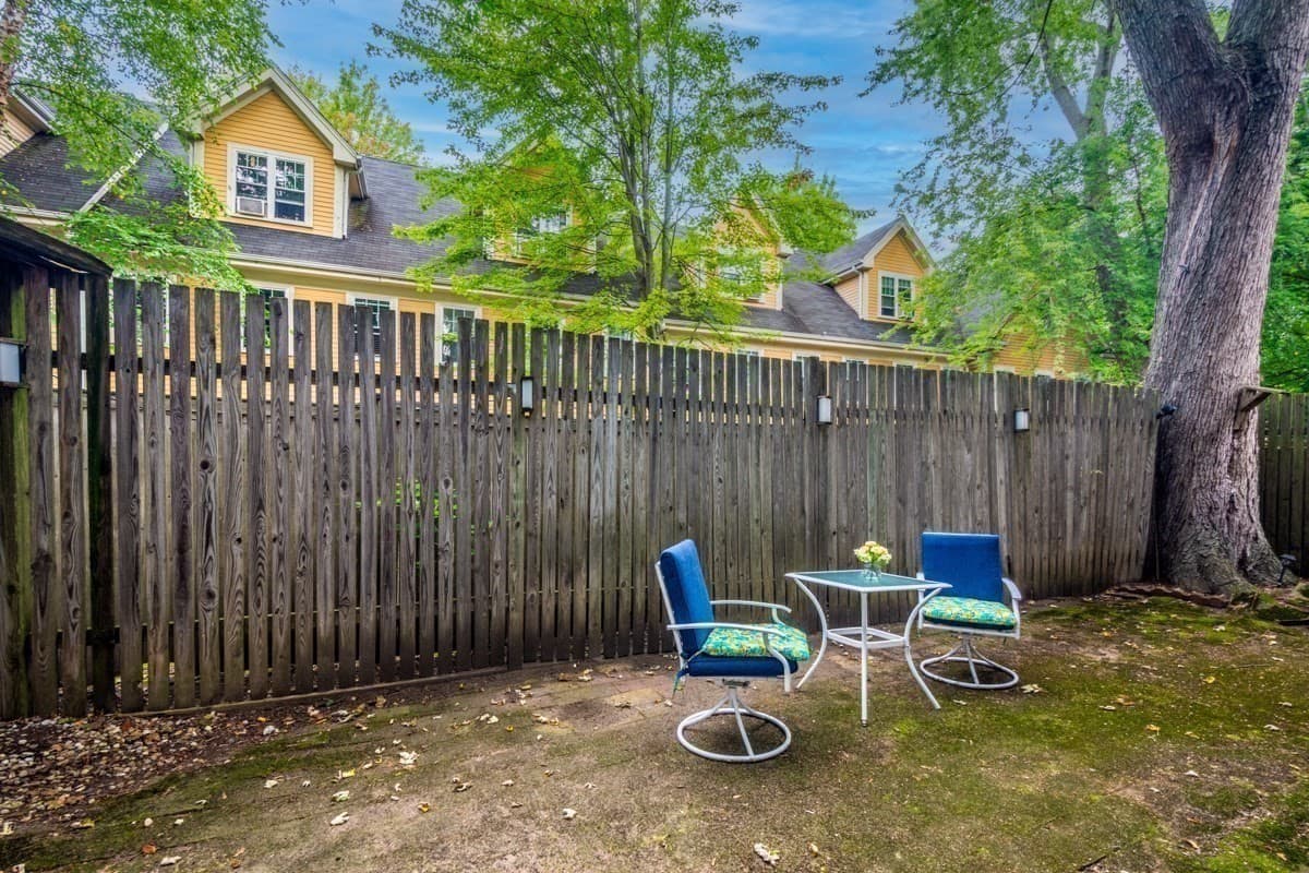 Condominium at 29-31 Washburn Ave # 1A, Cambridge MA 02140, Cambridge, photo 17 of 21