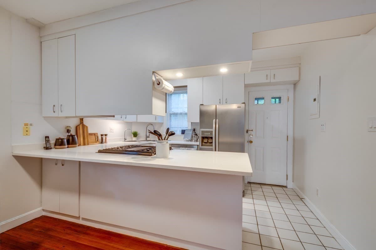 Condominium at 29-31 Washburn Ave # 1A, Cambridge MA 02140, Cambridge, photo 9 of 21