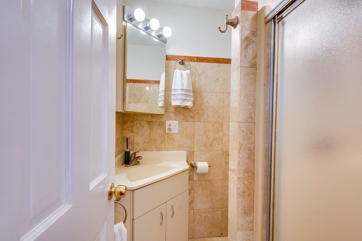 Condominium at 29-31 Washburn Ave # 1A, Cambridge MA 02140, Cambridge, photo 14 of 21