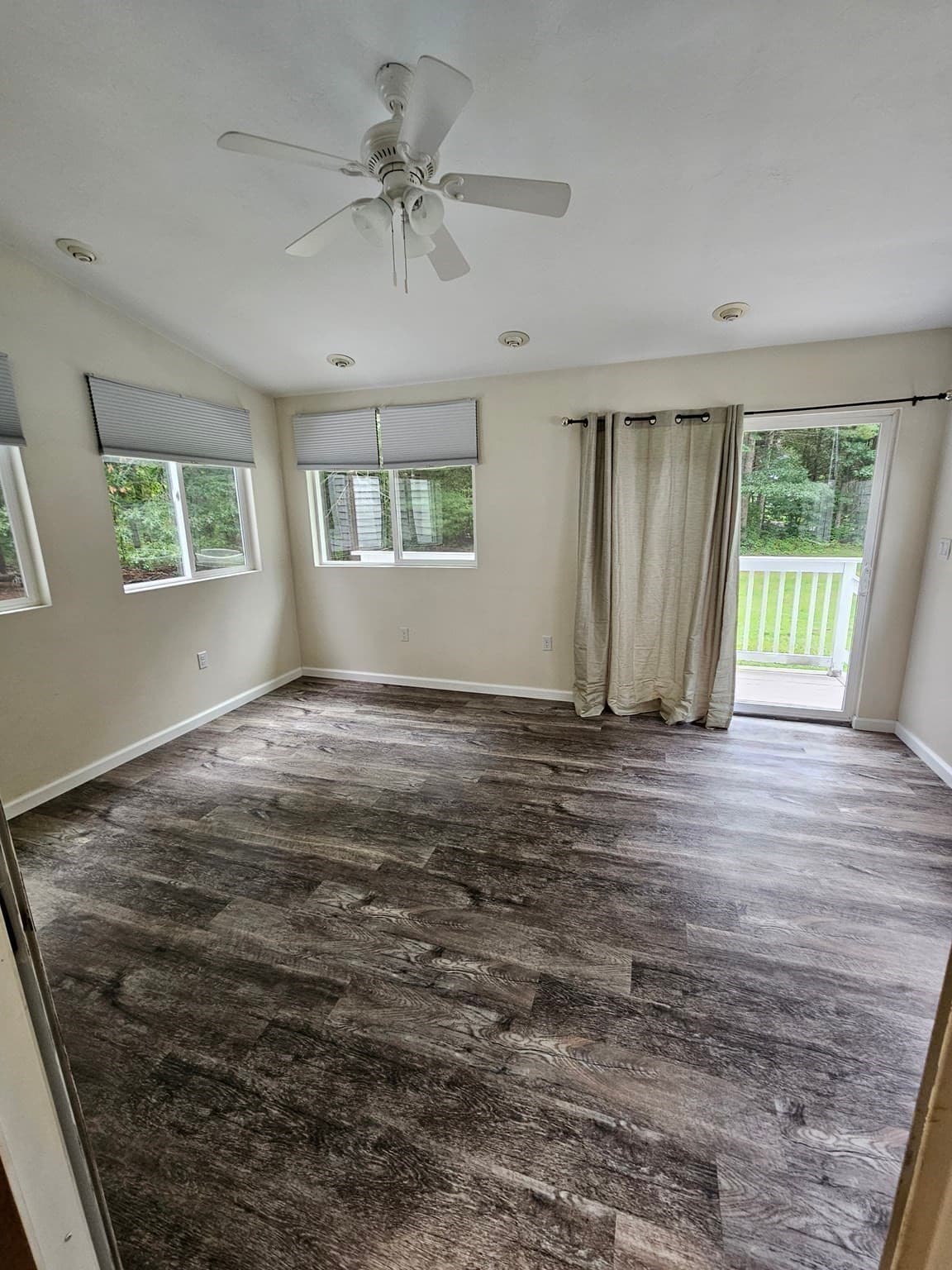 Duplex at 226 County Rd, Freetown MA 02717, Freetown, photo 30 of 42