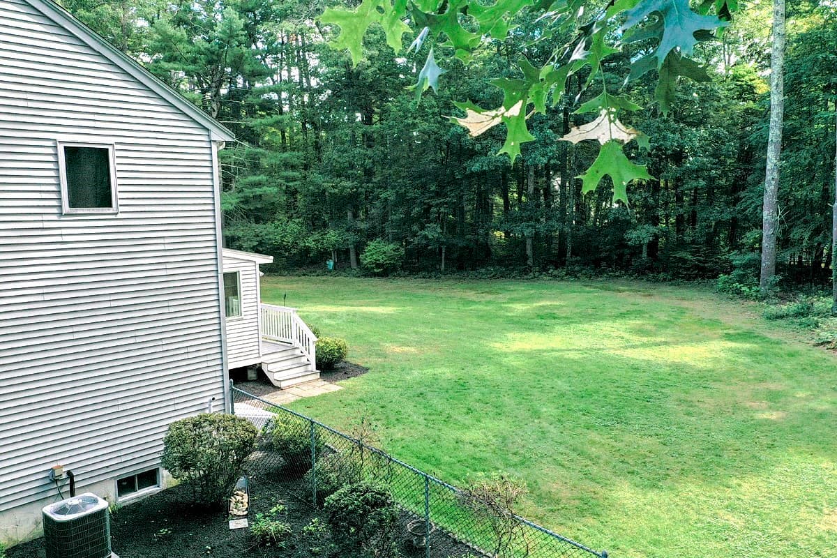Duplex at 226 County Rd, Freetown MA 02717, Freetown, photo 39 of 42