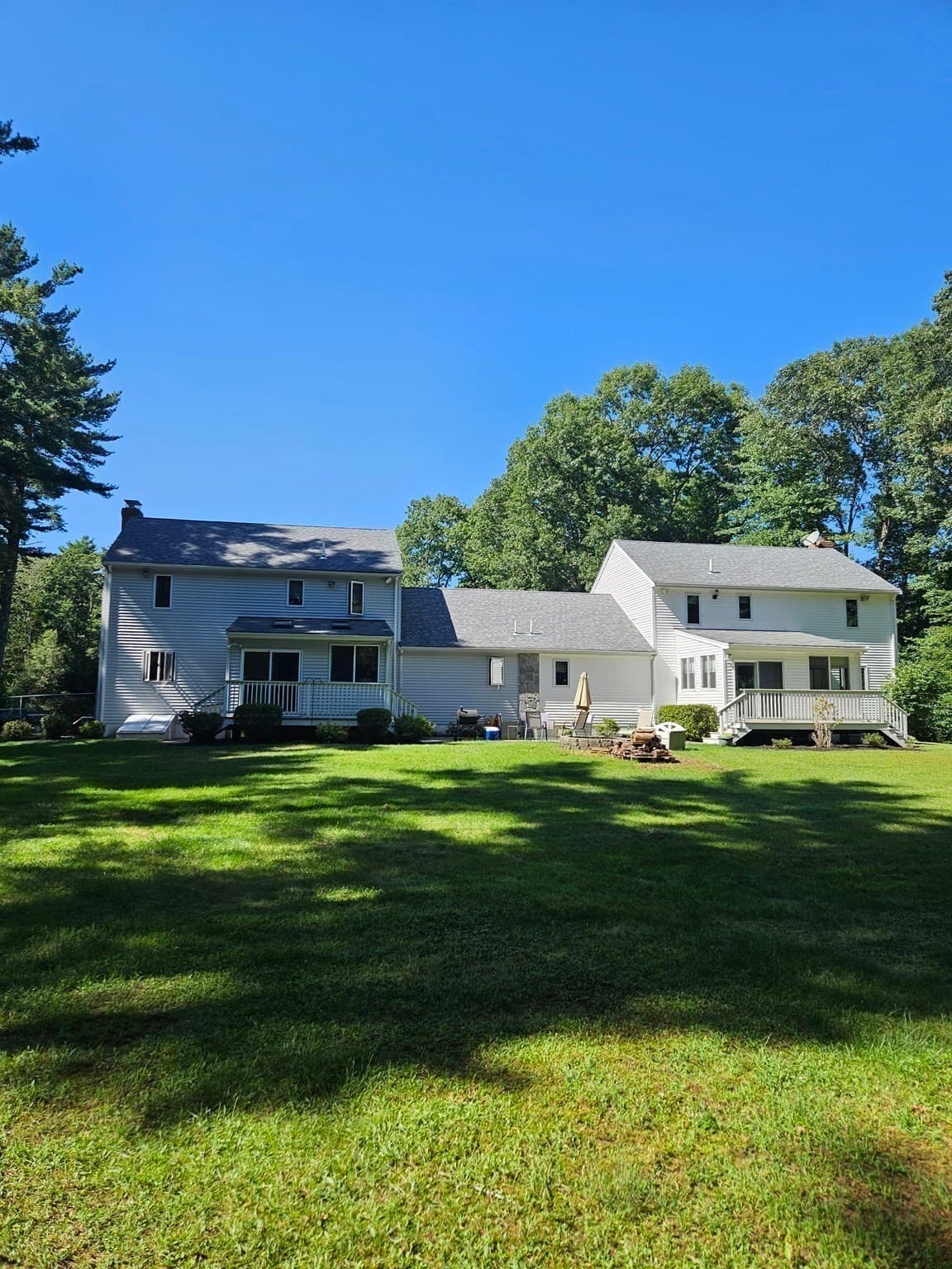 Duplex at 226 County Rd, Freetown MA 02717, Freetown, photo 8 of 42