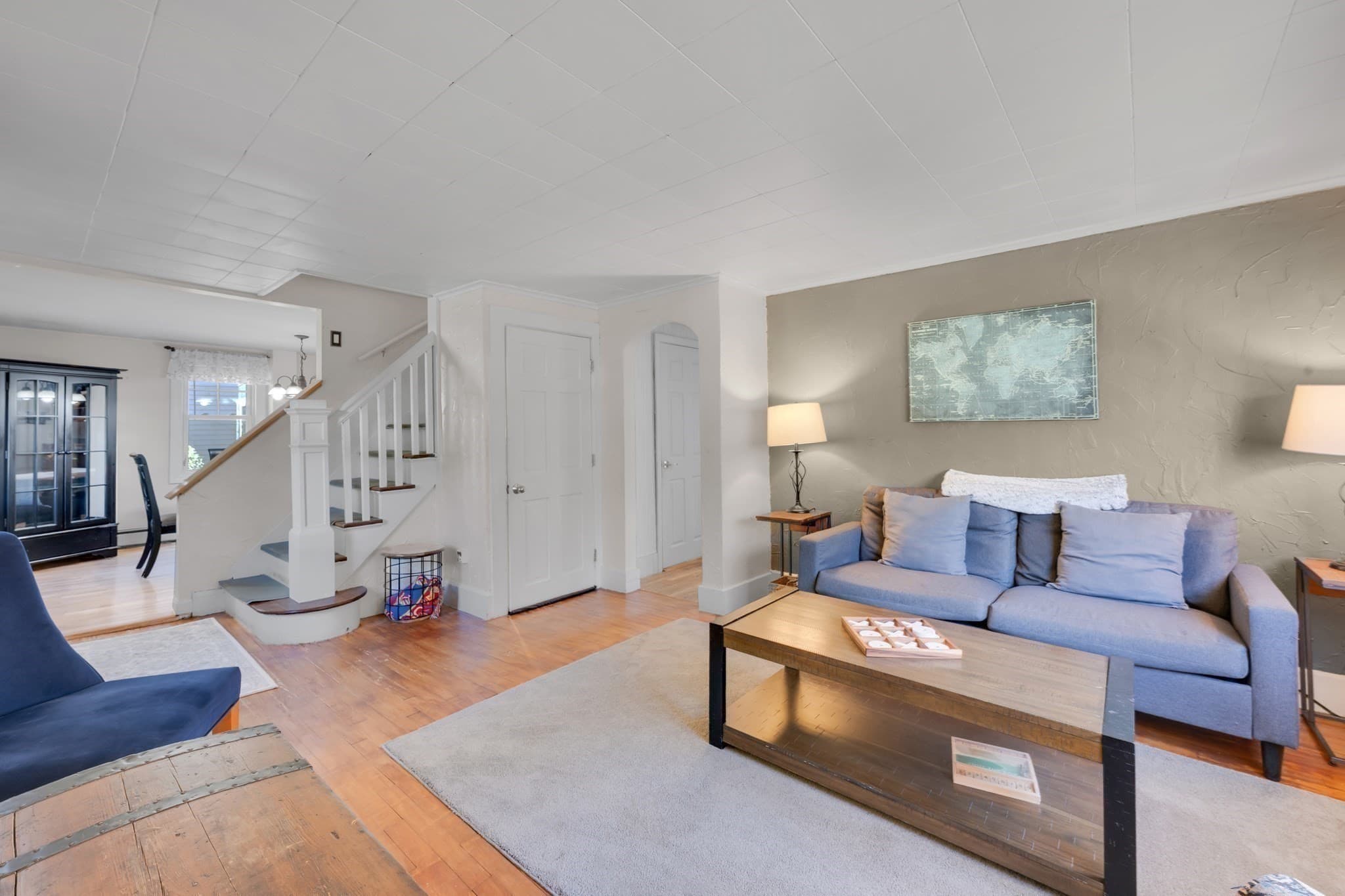 Single Family Residence at 16 Charlton St, Sturbridge MA 01566, photo 6 of 32