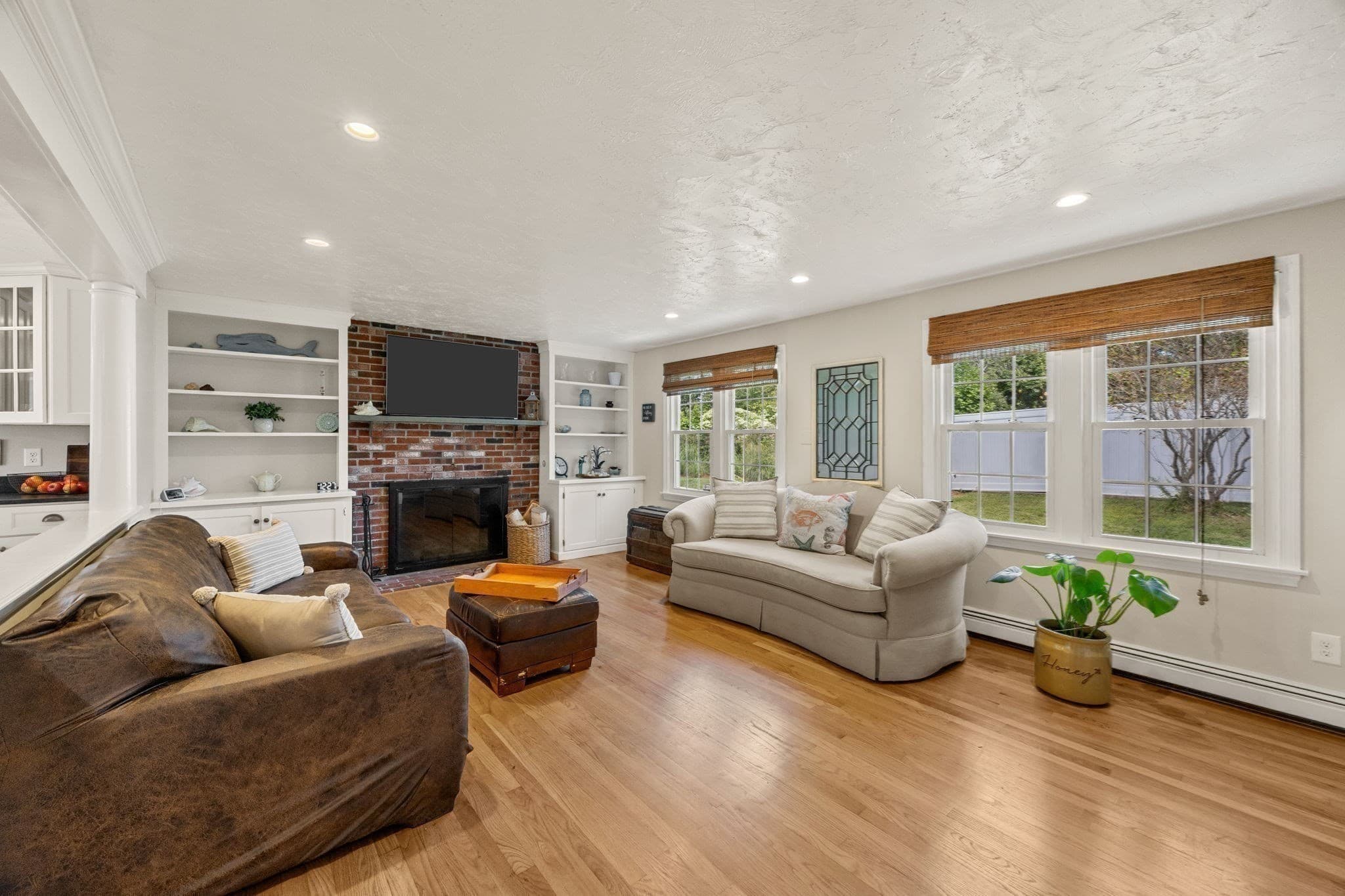 Single Family Residence at 3 Wellfield Rd, Sandwich MA 02644, Sandwich, photo 6 of 34