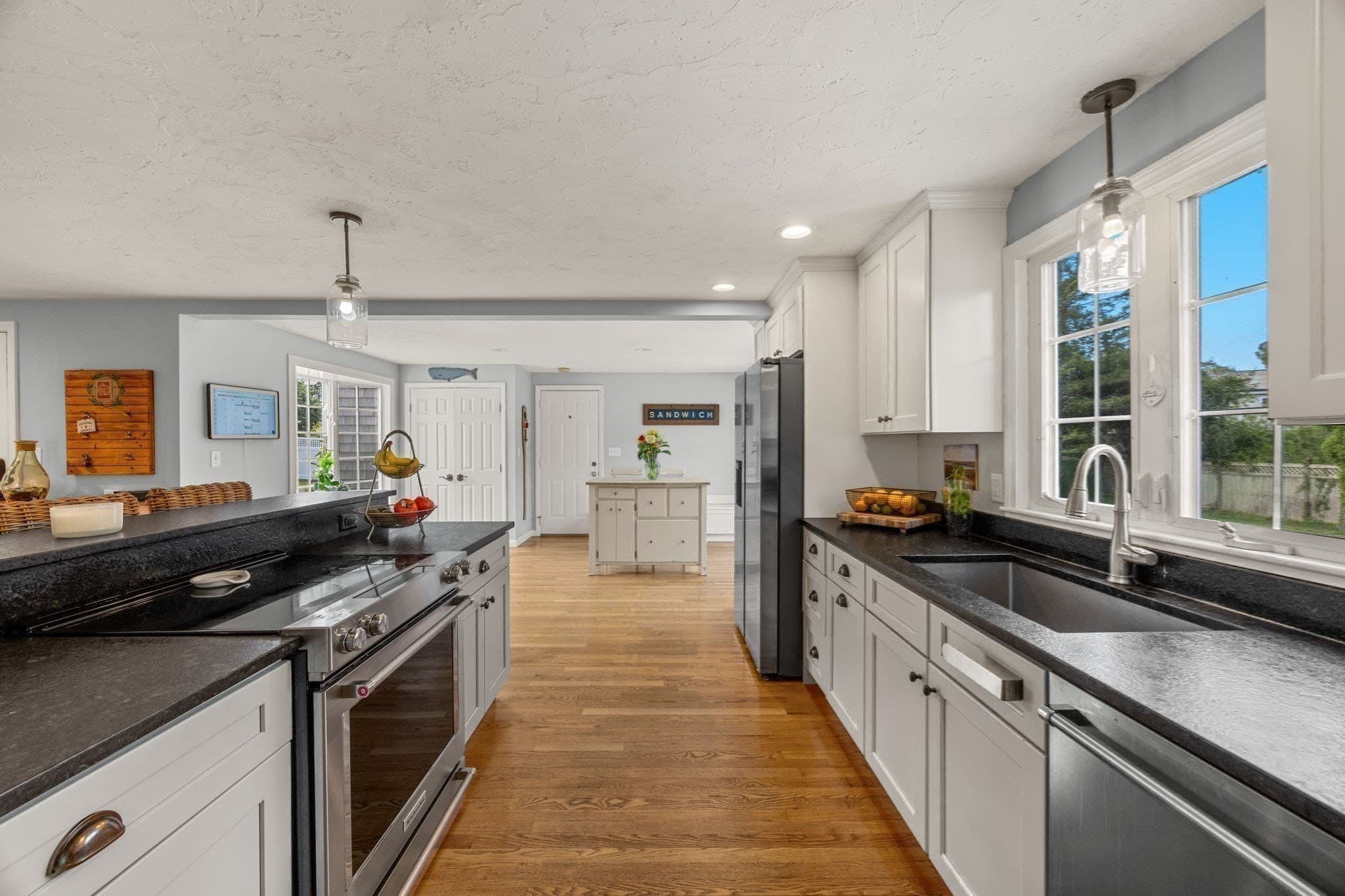 Single Family Residence at 3 Wellfield Rd, Sandwich MA 02644, Sandwich, photo 13 of 34
