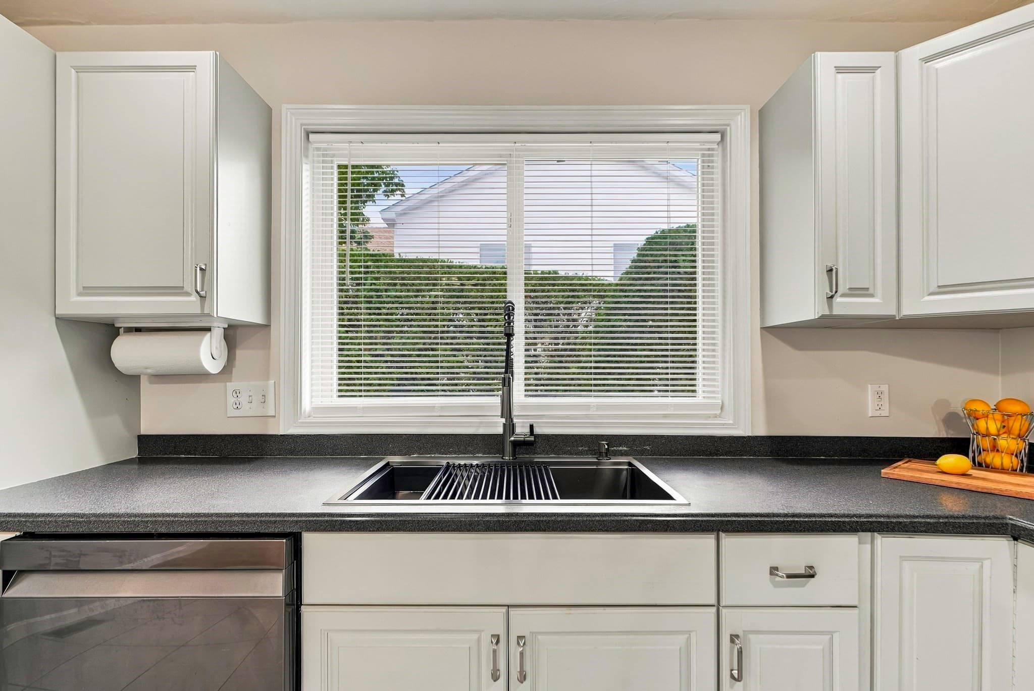 Condominium at 139 Captain Eames Cir # 139, Ashland MA 01721, Ashland, photo 11 of 35