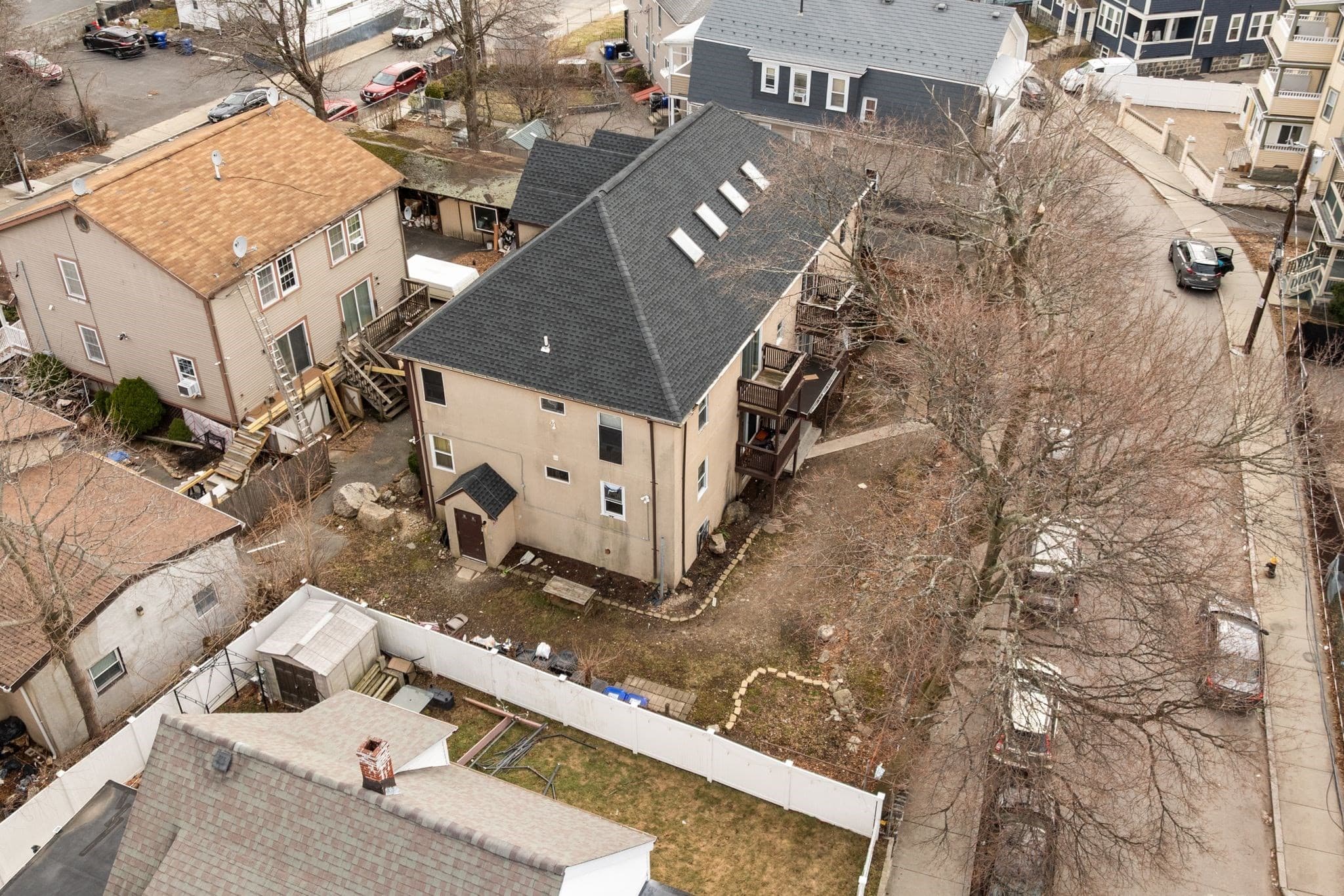 4 Family at 19 Hiawatha Rd, Boston MA 02126, Boston, photo 2 of 39