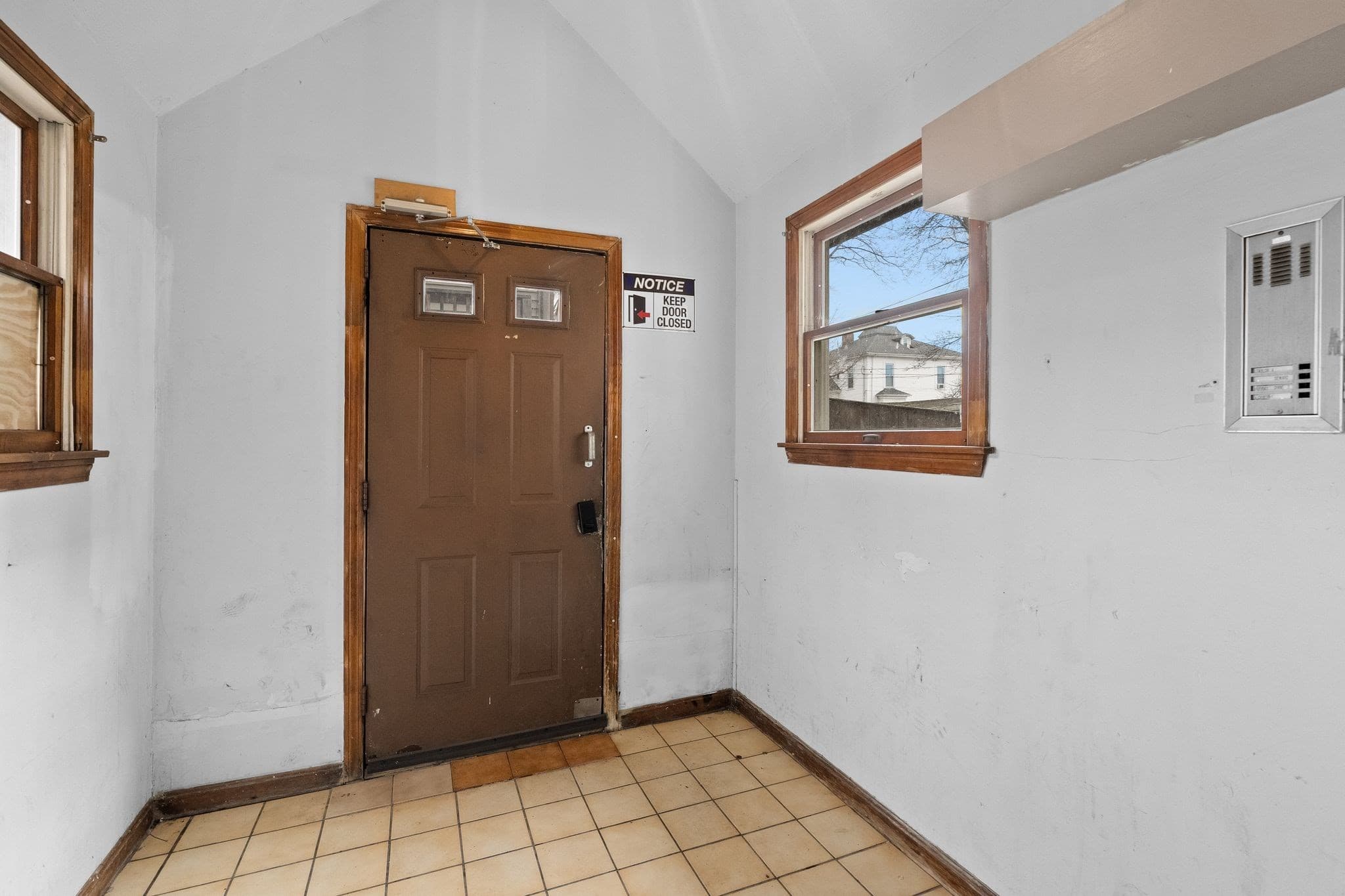 4 Family at 19 Hiawatha Rd, Boston MA 02126, Boston, photo 19 of 39