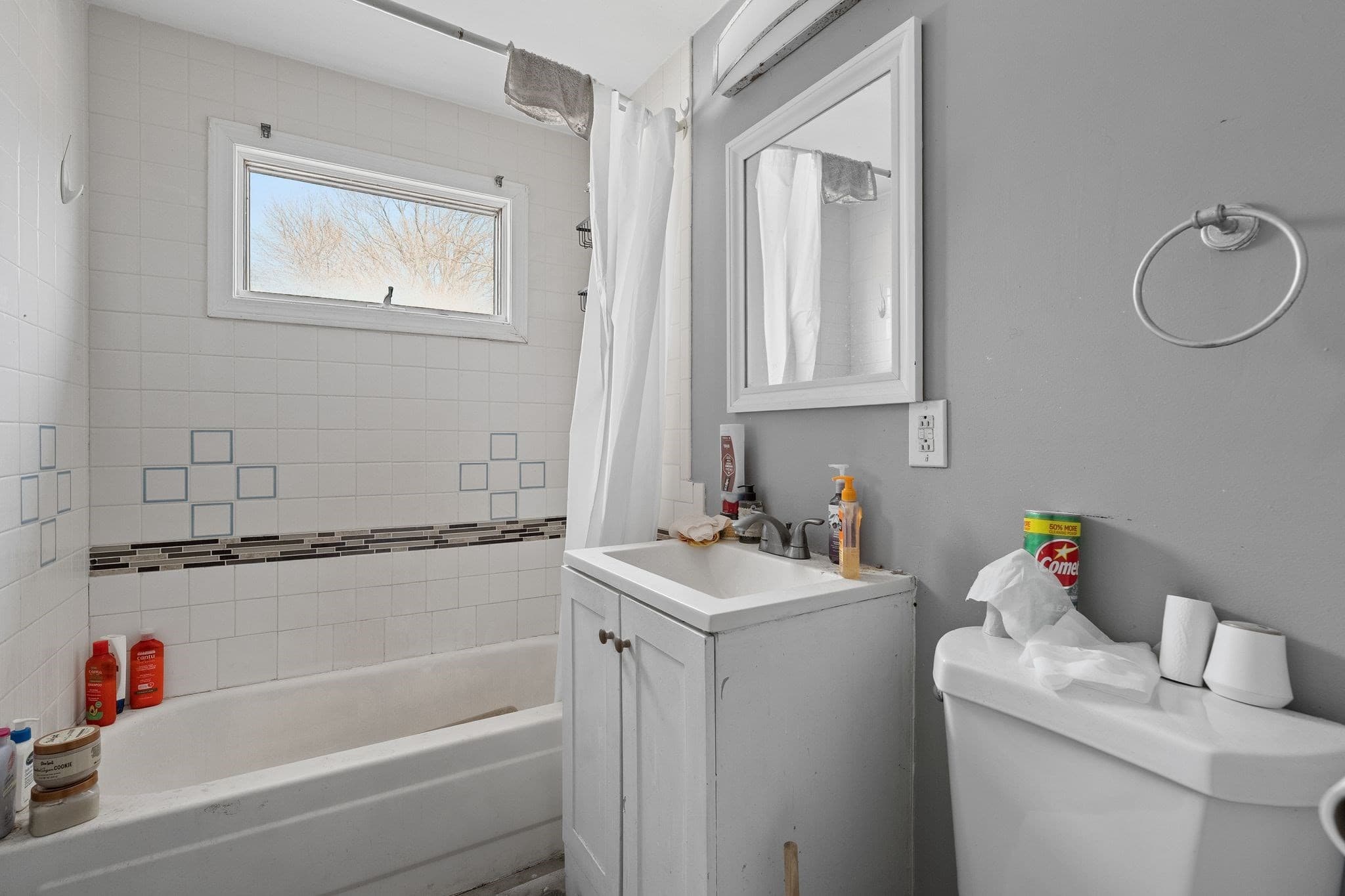 4 Family at 19 Hiawatha Rd, Boston MA 02126, Boston, photo 35 of 39