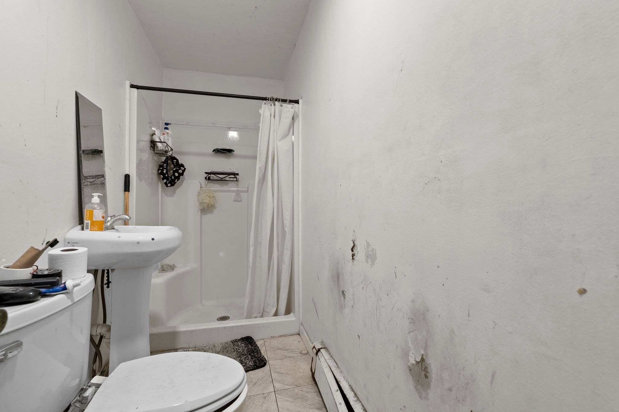 4 Family at 19 Hiawatha Rd, Boston MA 02126, Boston, photo 31 of 39
