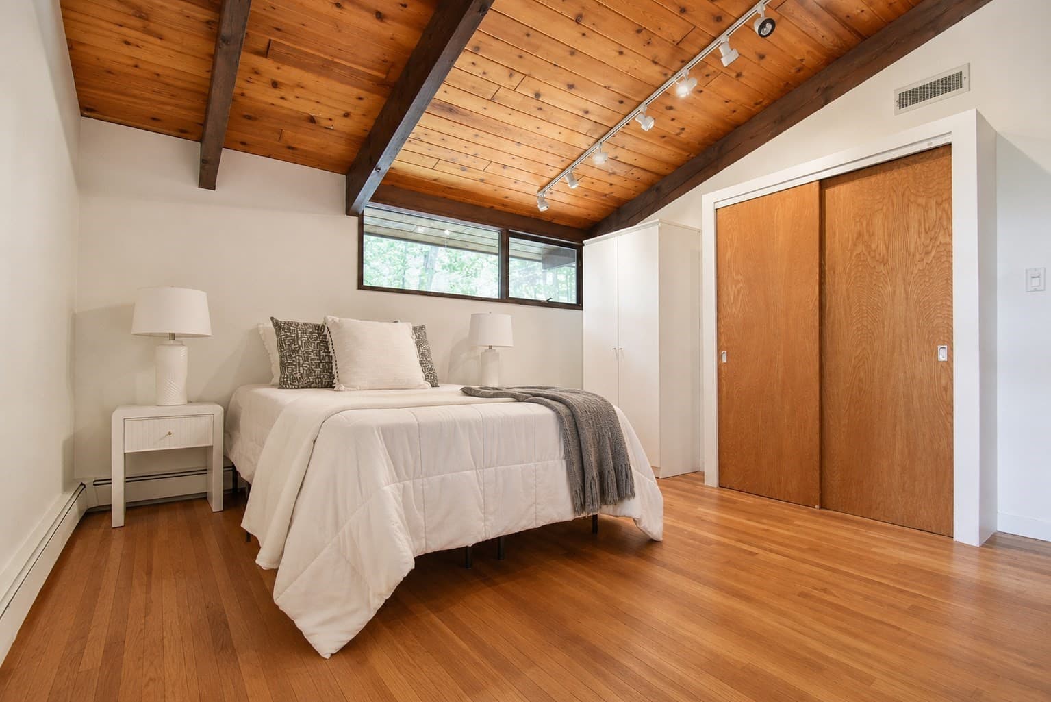 Single Family Residence at 23 Pilgrims Path, Sudbury MA 01776, Sudbury, photo 27 of 33