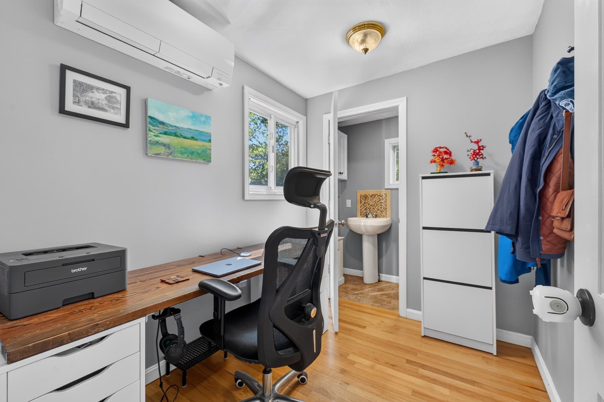 Single Family Residence at 15 Draper St, Medford MA 02155, Medford, photo 11 of 38