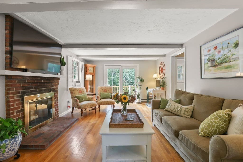 Single Family Residence at 35 North St, Duxbury MA 02332, Duxbury, photo 13 of 39