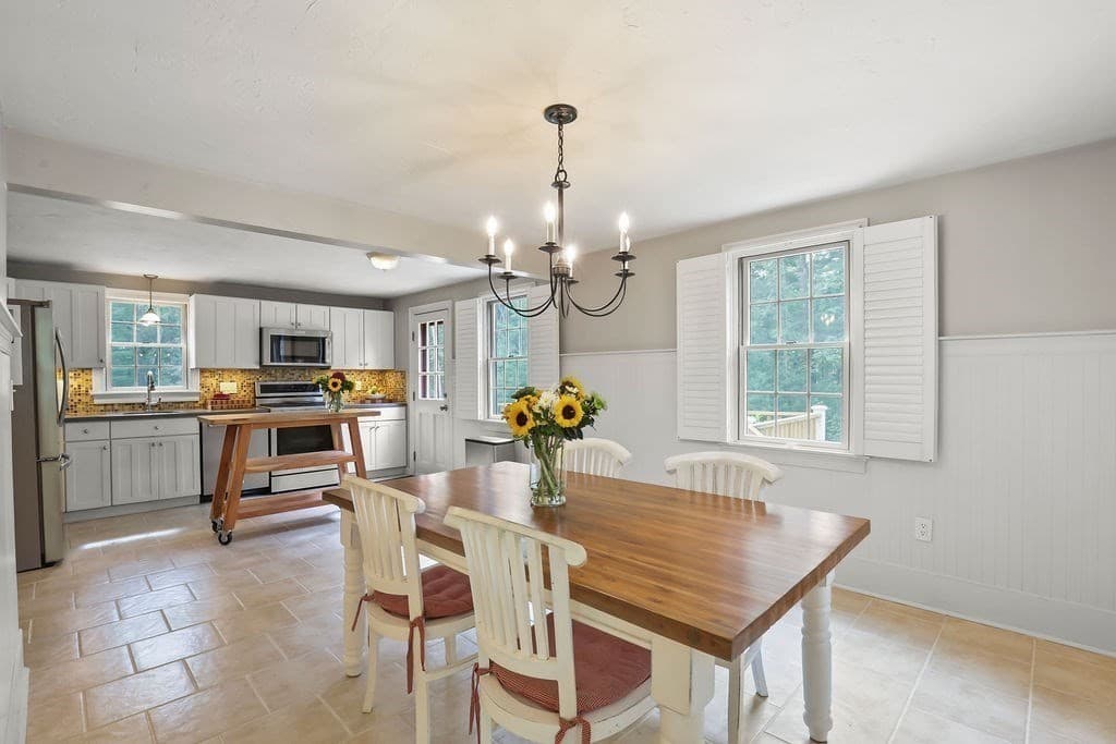Single Family Residence at 35 North St, Duxbury MA 02332, Duxbury, photo 17 of 39