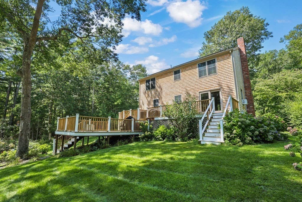 Single Family Residence at 35 North St, Duxbury MA 02332, Duxbury, photo 9 of 39