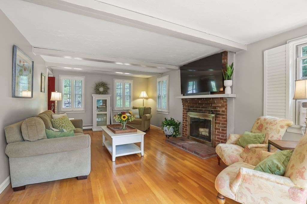 Single Family Residence at 35 North St, Duxbury MA 02332, Duxbury, photo 14 of 39