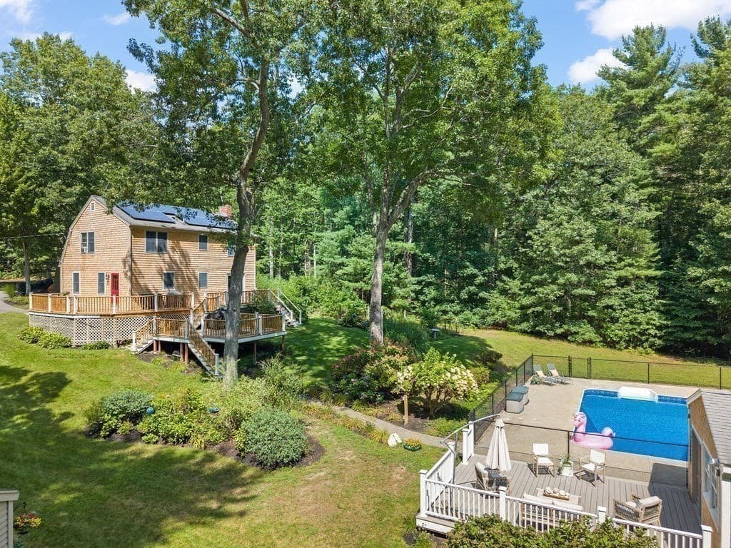 Single Family Residence at 35 North St, Duxbury MA 02332, Duxbury, photo 4 of 39
