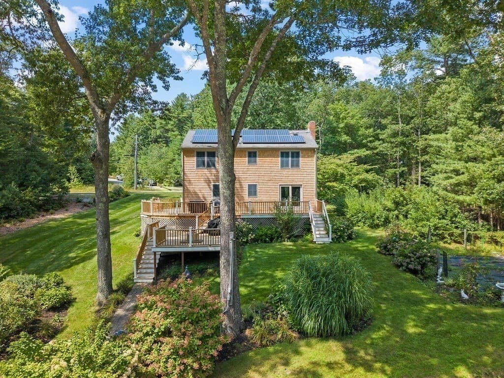 Single Family Residence at 35 North St, Duxbury MA 02332, Duxbury, photo 8 of 39