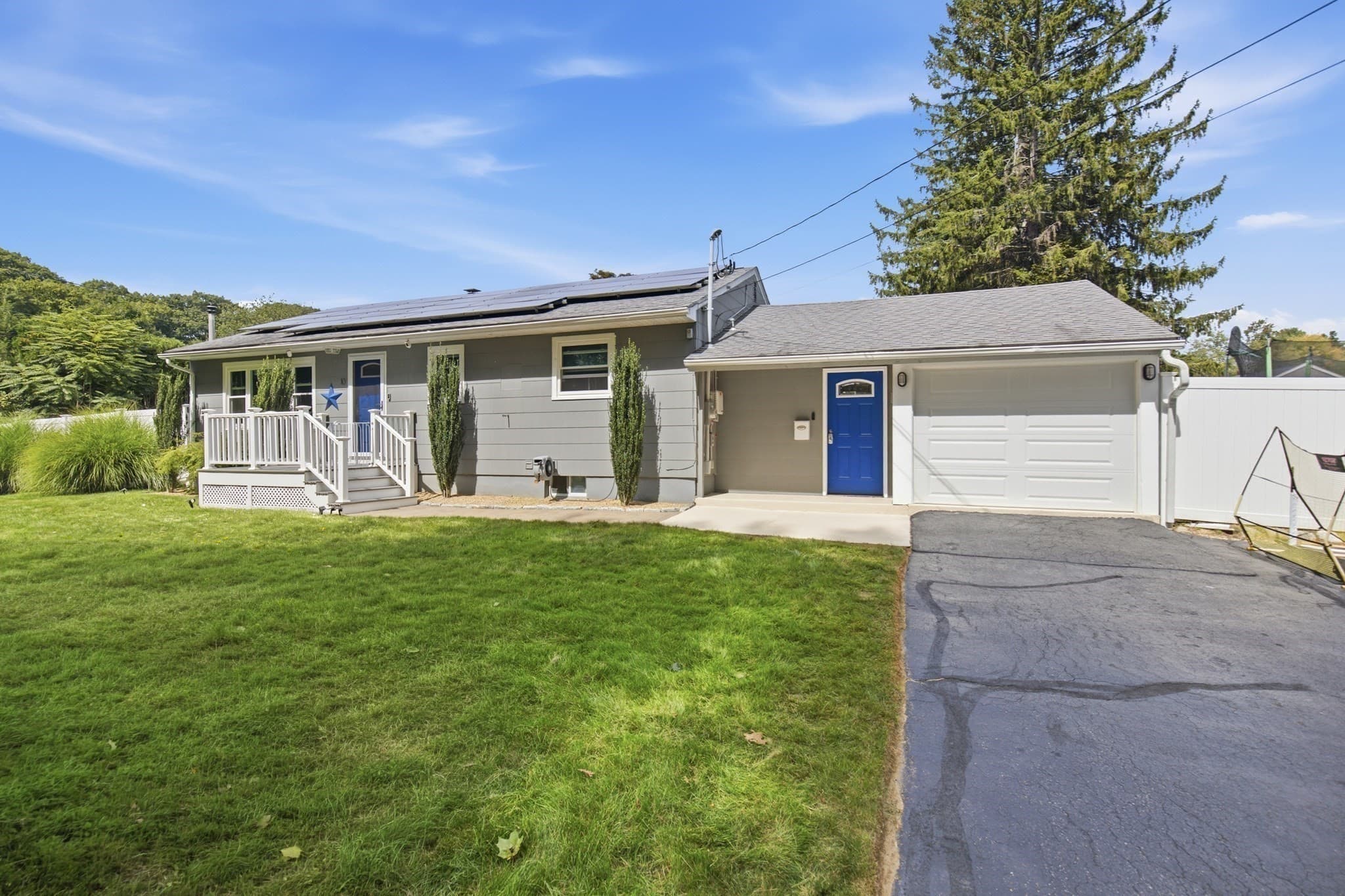 Single Family Residence at 10 Linda Ave, Millbury MA 01527, Millbury, photo 2 of 41