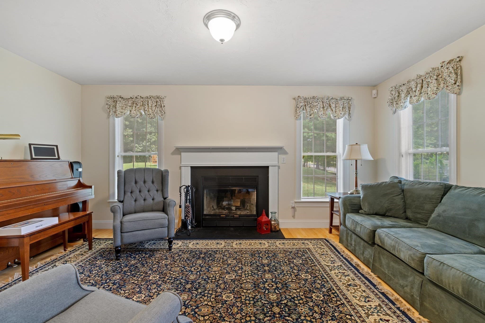 Single Family Residence at 27 Tannery Rd., Sturbridge MA 01518, Sturbridge, photo 9 of 42