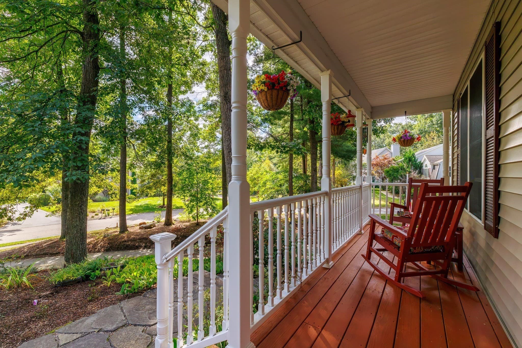 Single Family Residence at 27 Tannery Rd., Sturbridge MA 01518, Sturbridge, photo 4 of 42