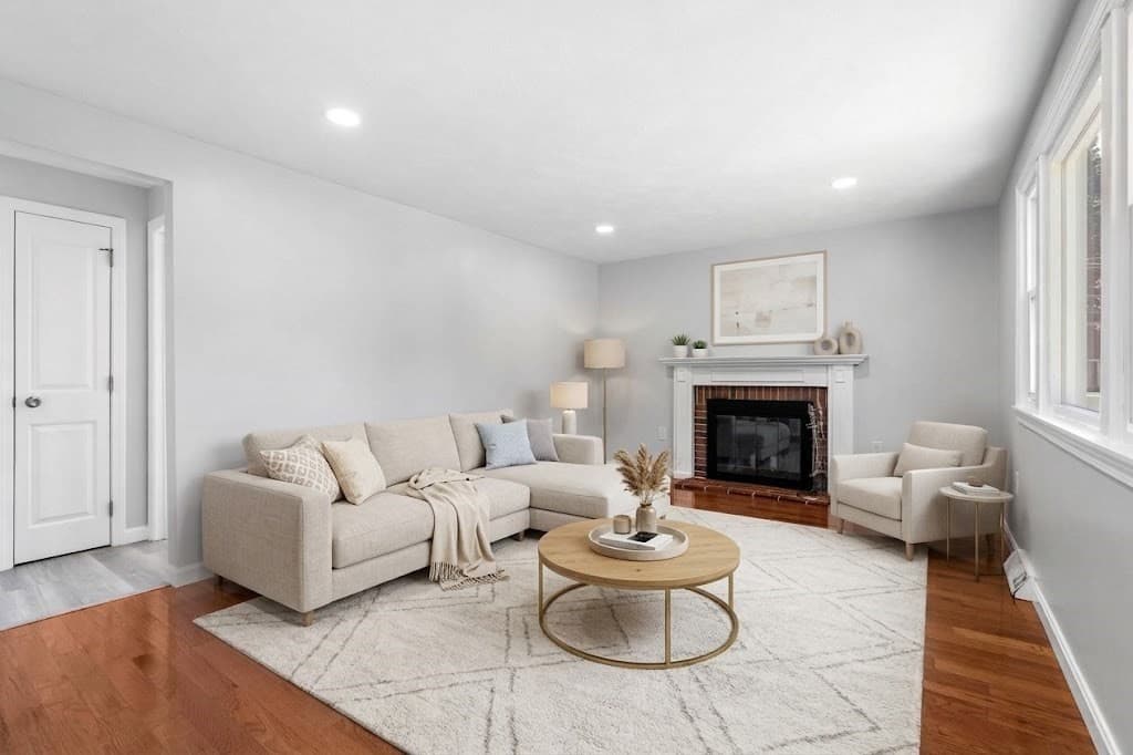 Single Family Residence at 2 Ash St, Amesbury MA 01913, Amesbury, photo 12 of 42