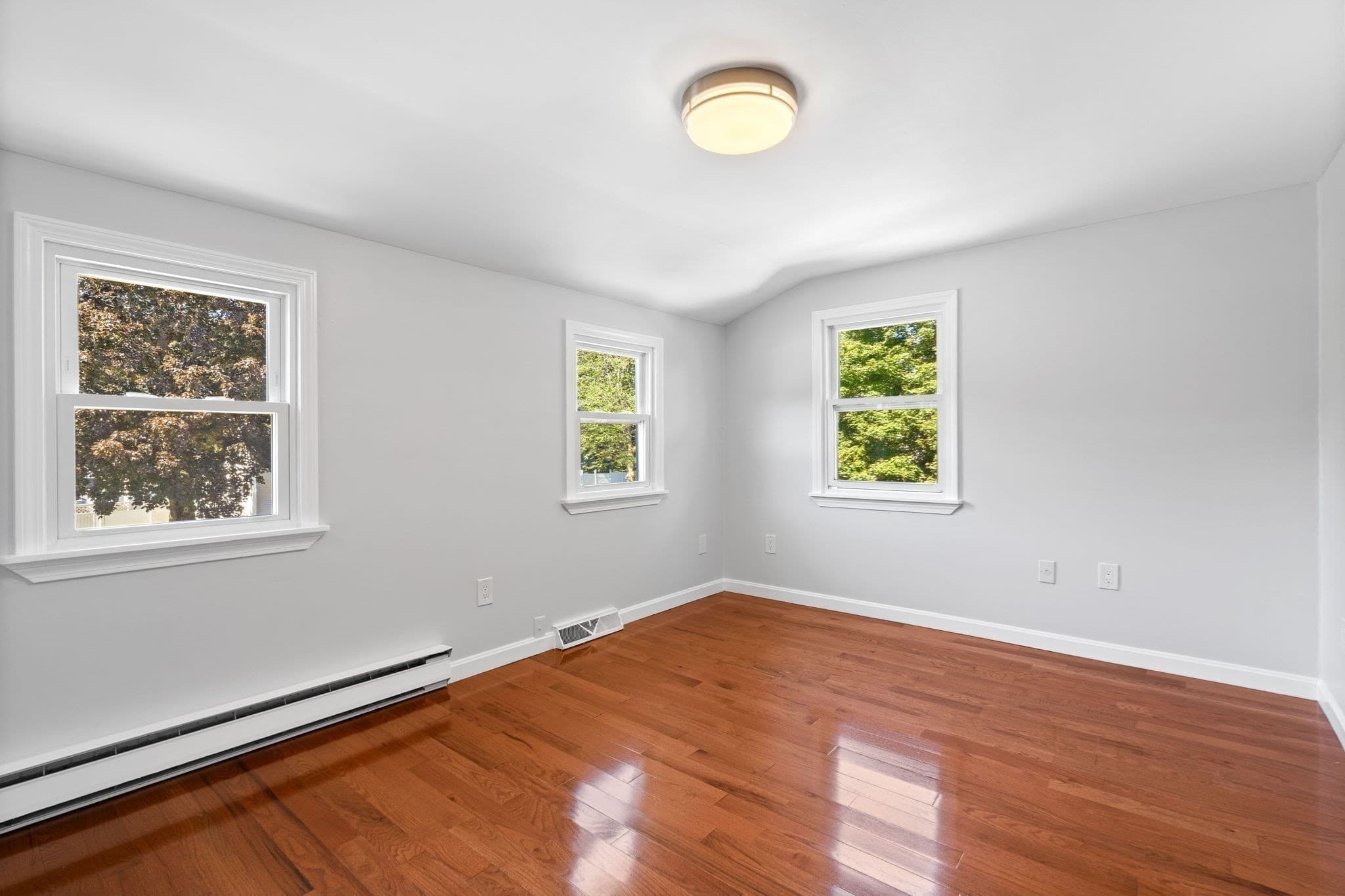 Single Family Residence at 2 Ash St, Amesbury MA 01913, Amesbury, photo 24 of 42