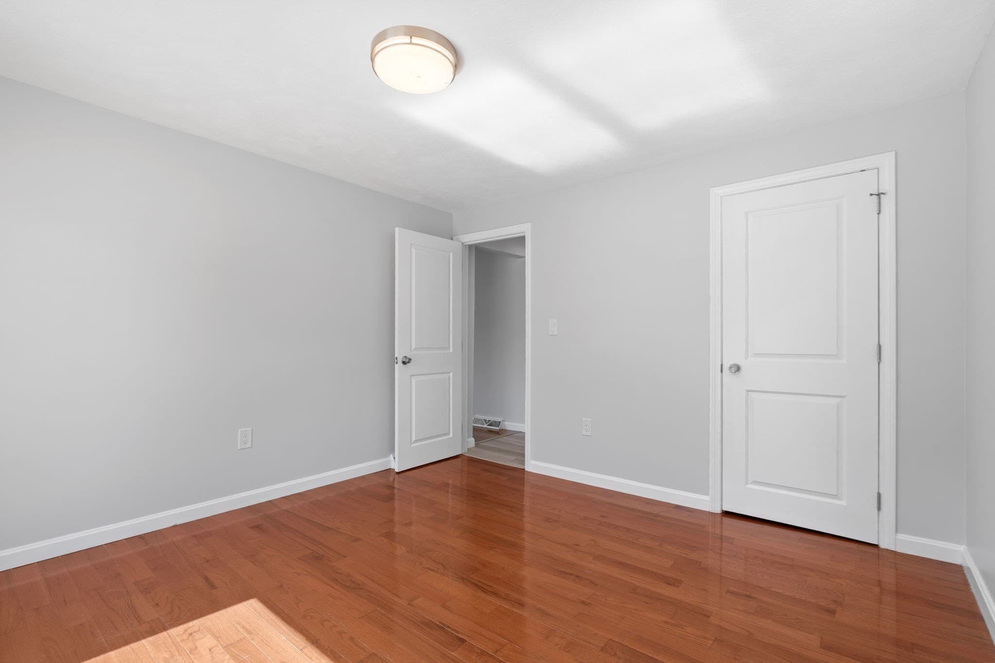 Single Family Residence at 2 Ash St, Amesbury MA 01913, Amesbury, photo 34 of 42