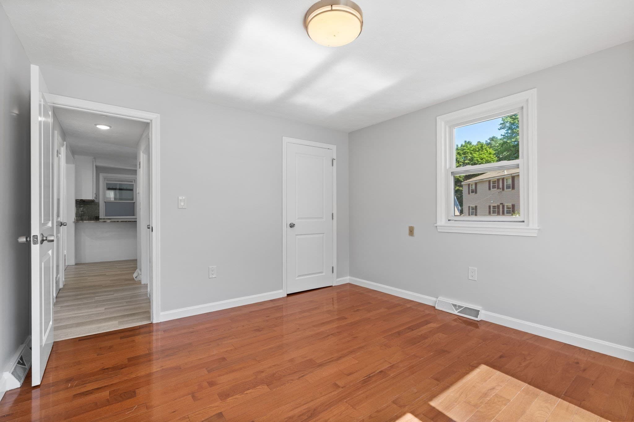 Single Family Residence at 2 Ash St, Amesbury MA 01913, Amesbury, photo 14 of 42